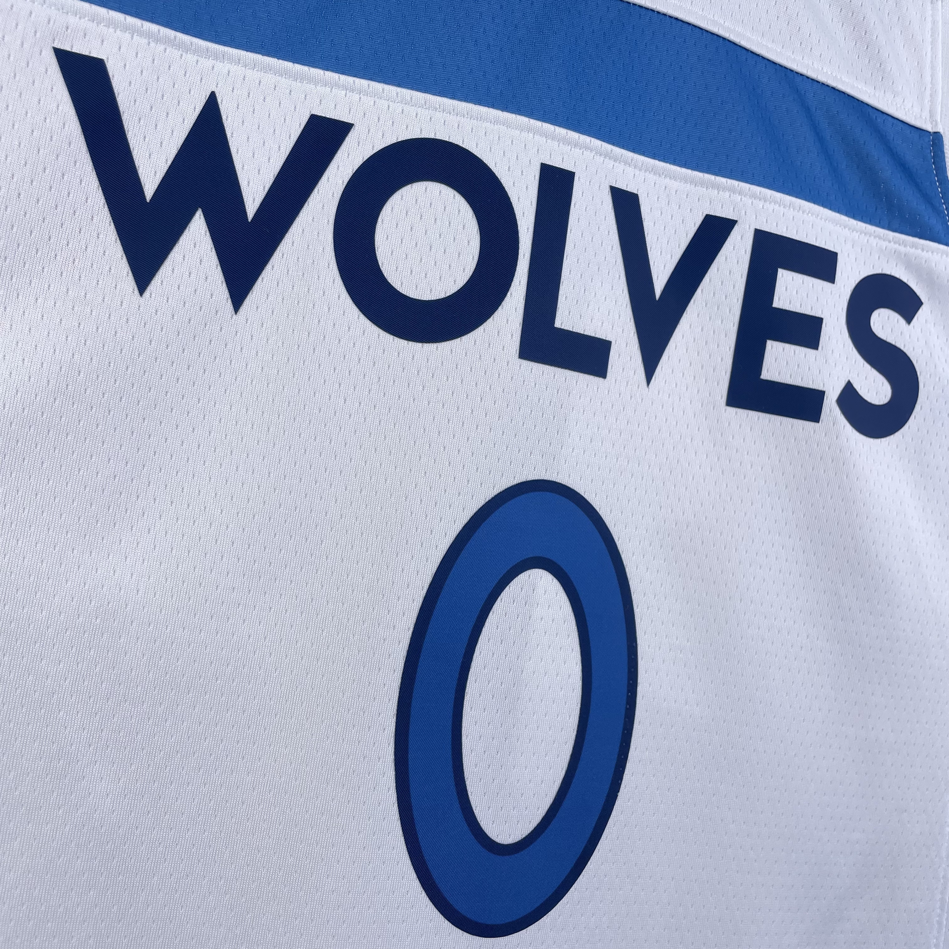 23 SEASON MINNESOTA TIMBERWOLVES HOME  NO.0 RUSSELL