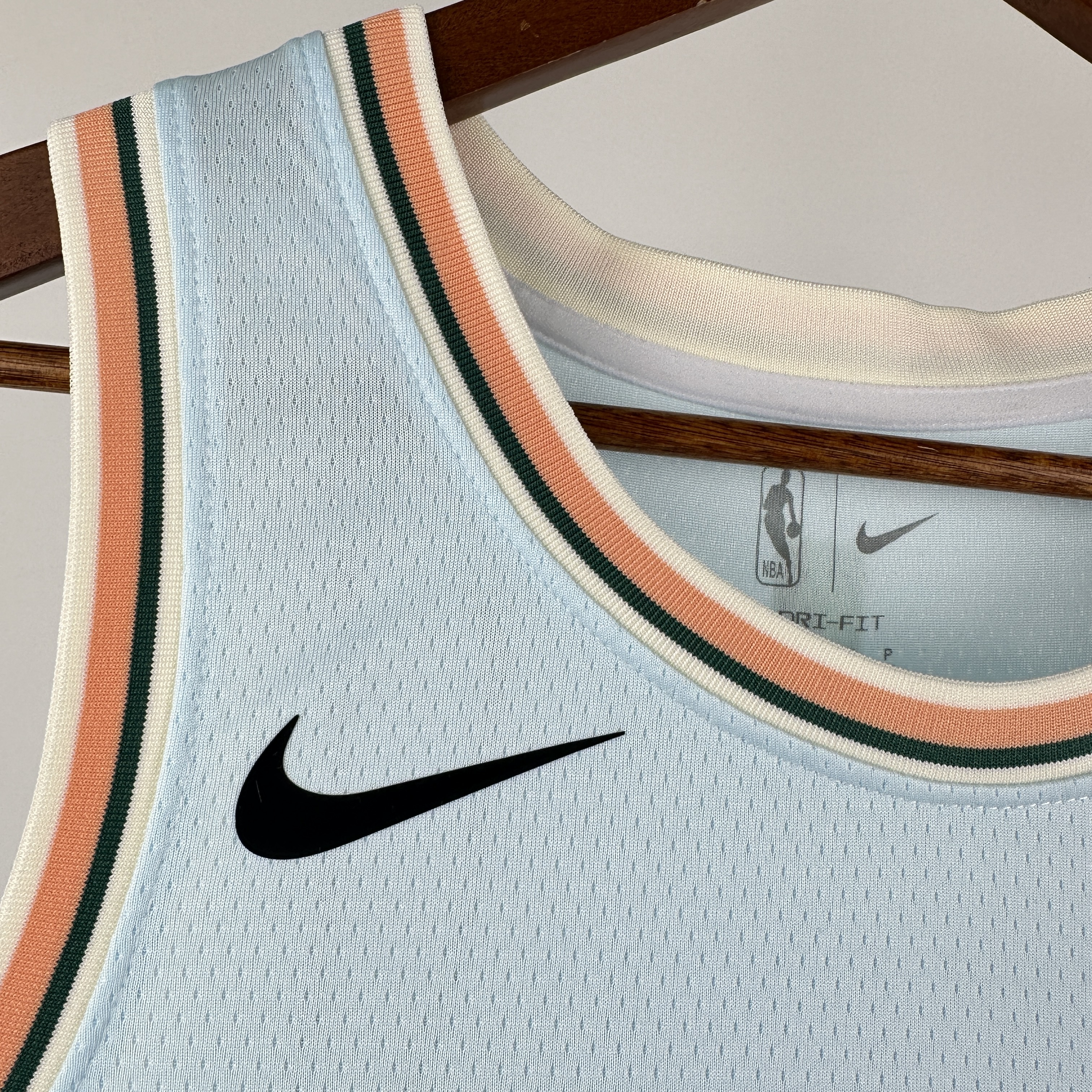 25 Season SAN ANTONIO SPURS City Edition  #4 FOX