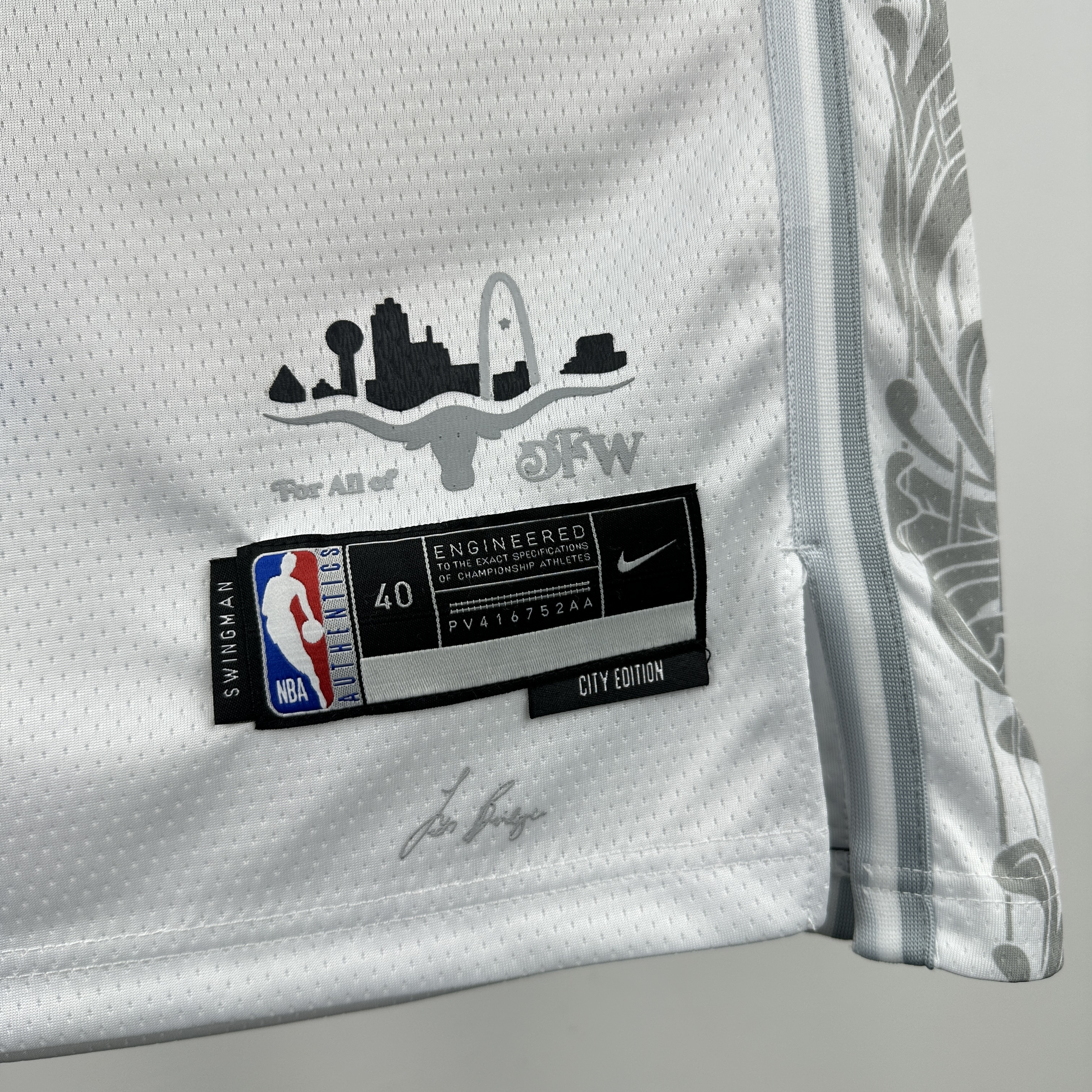 25 Season Dallas Mavericks City Edition  #31