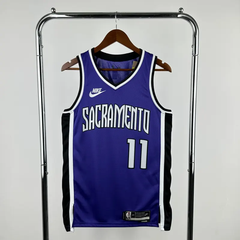 25 SEASON SACRAMENTO KINGS #11 SABONIS