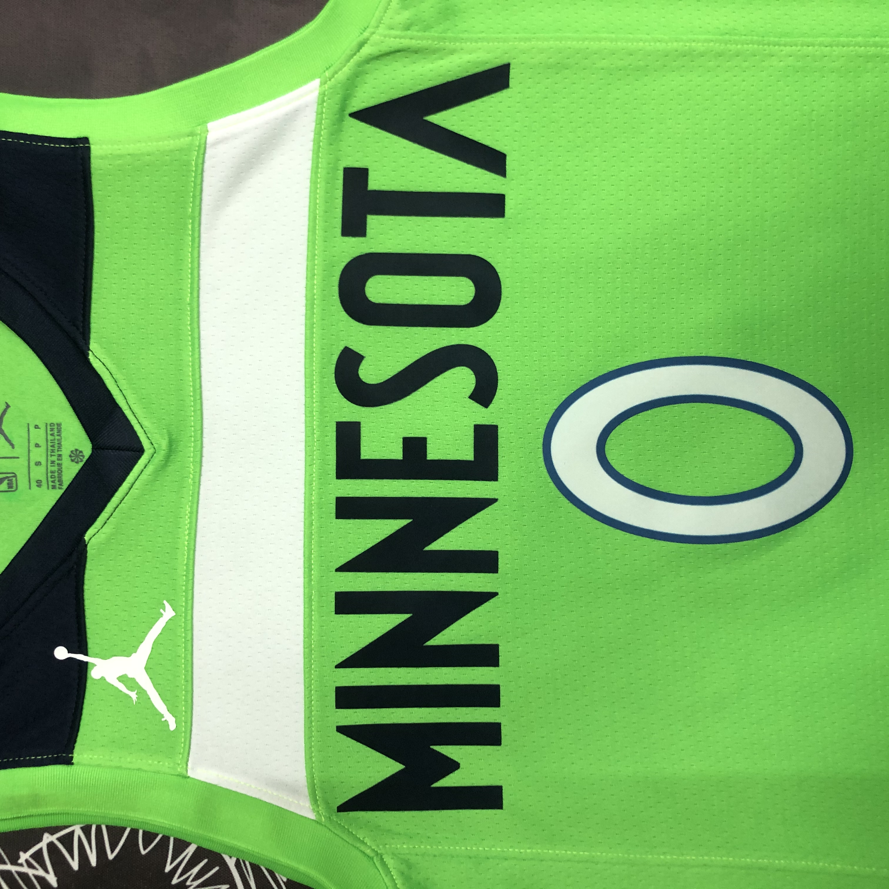 MINNESOTA TIMBERWOLVES GREEN  NO.0 RUSSELL