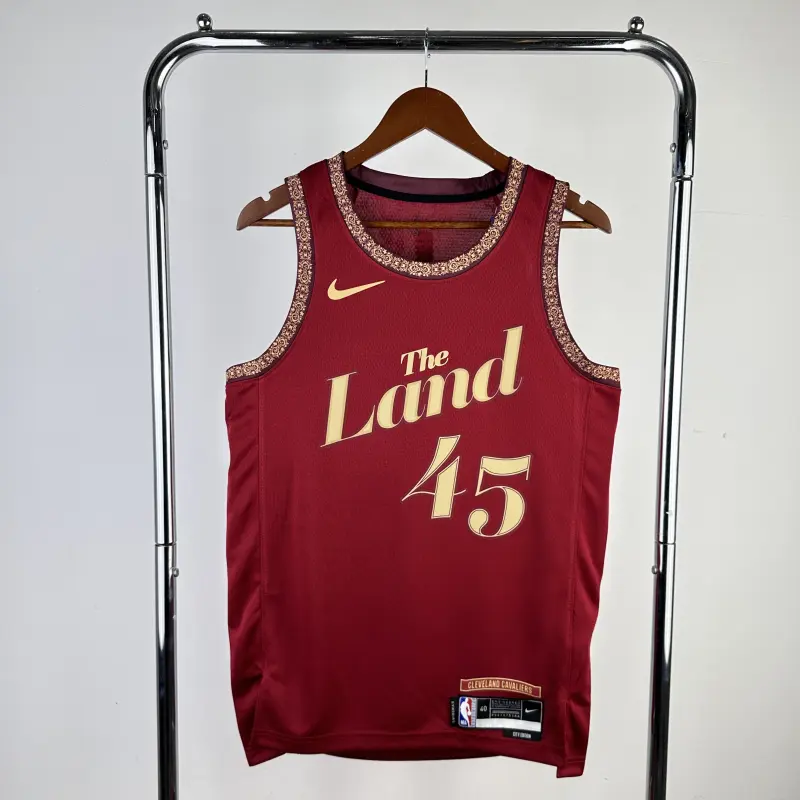 24 Seanson Cleveland Cavaliers City Edition #45
