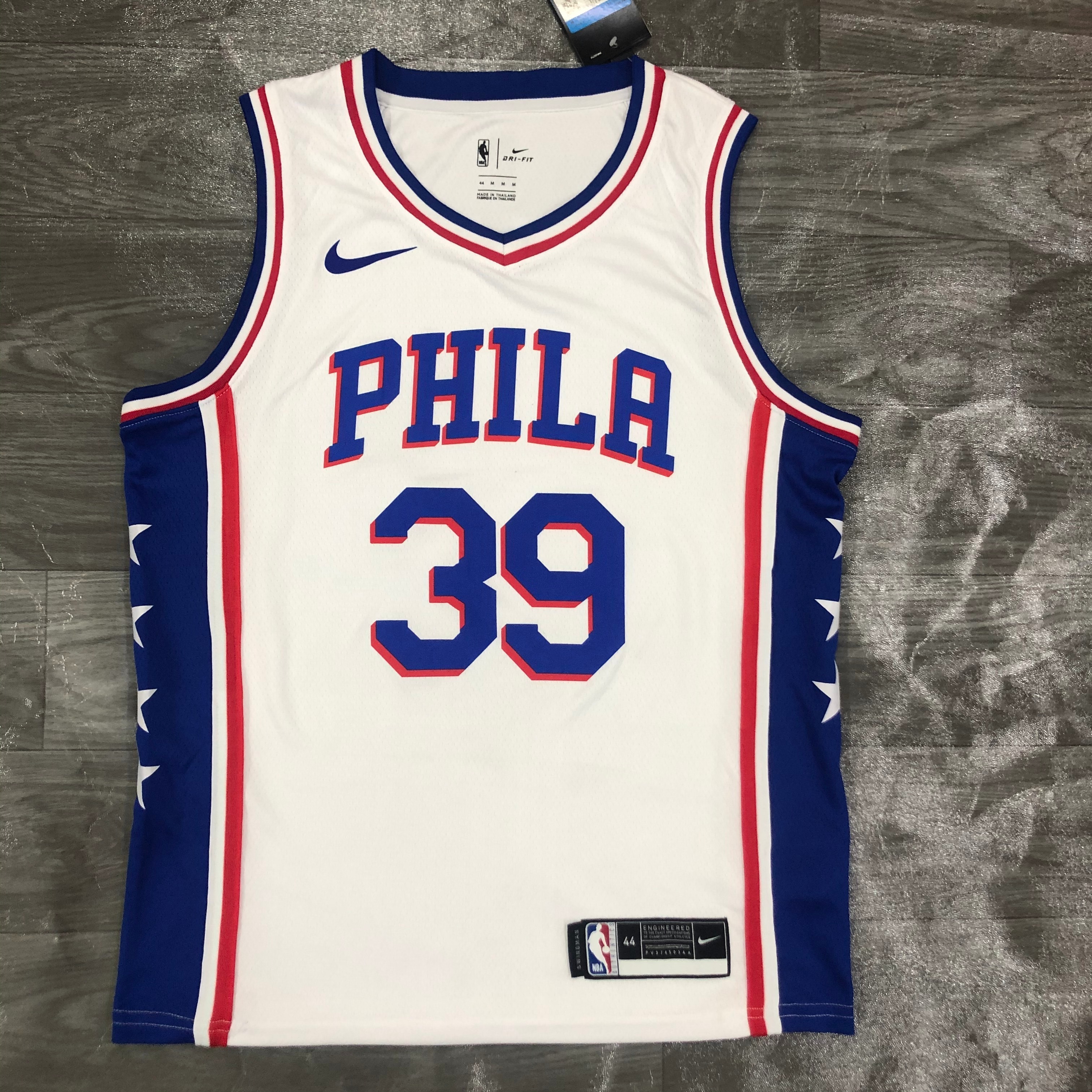 Philadelphia 76ers White V #39