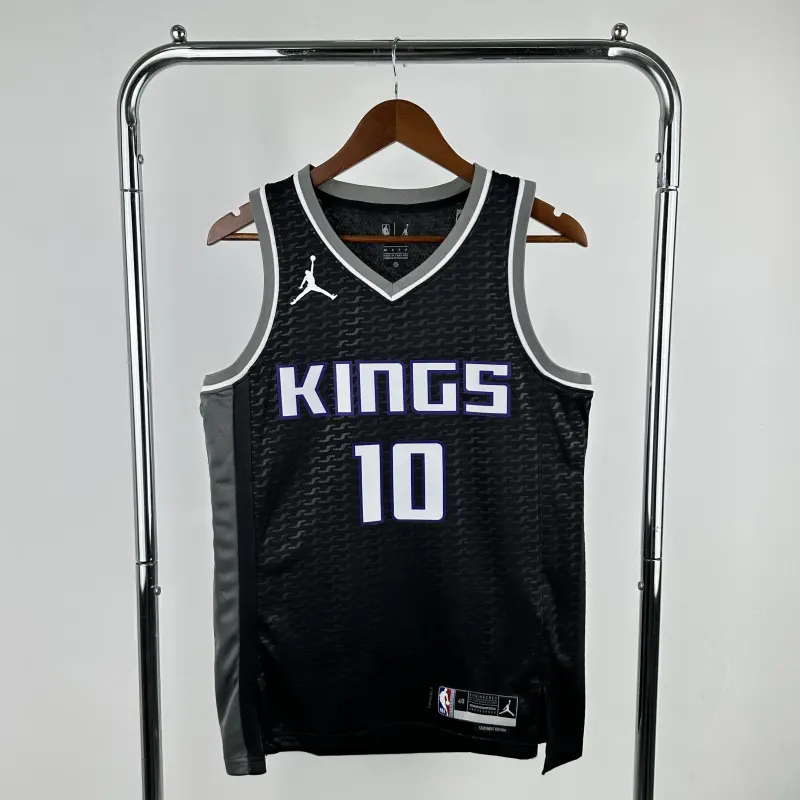 23 SEASON SACRAMENTO KINGS FLYER #10 DeROZAN
