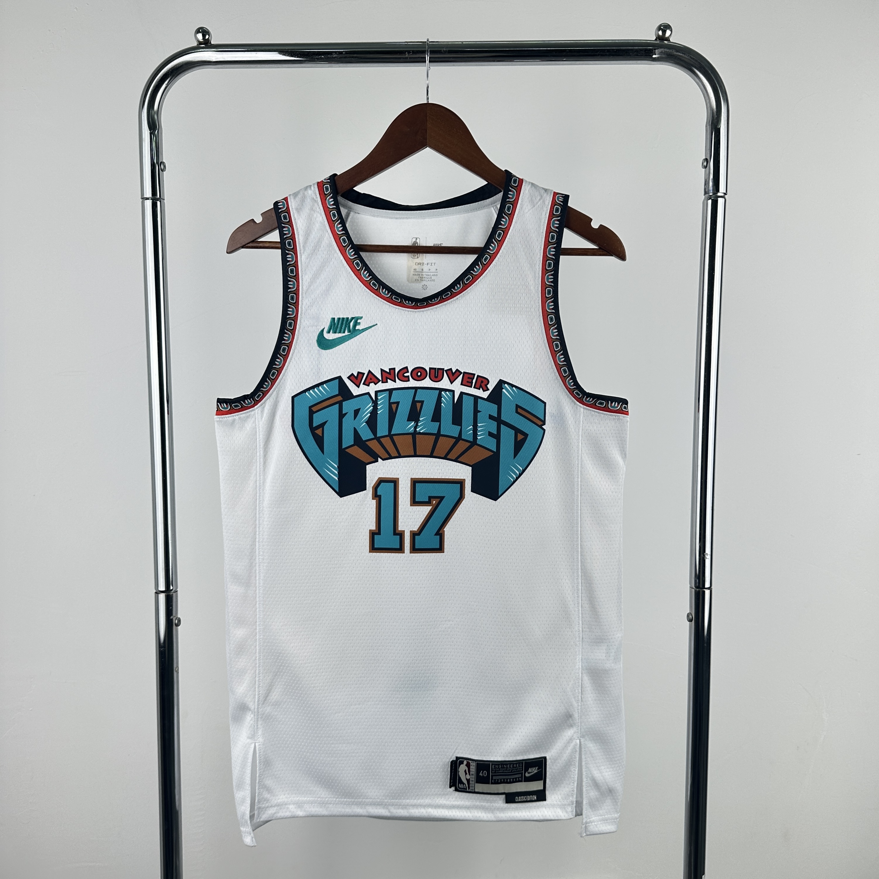 25 Season Grizzlies White #17