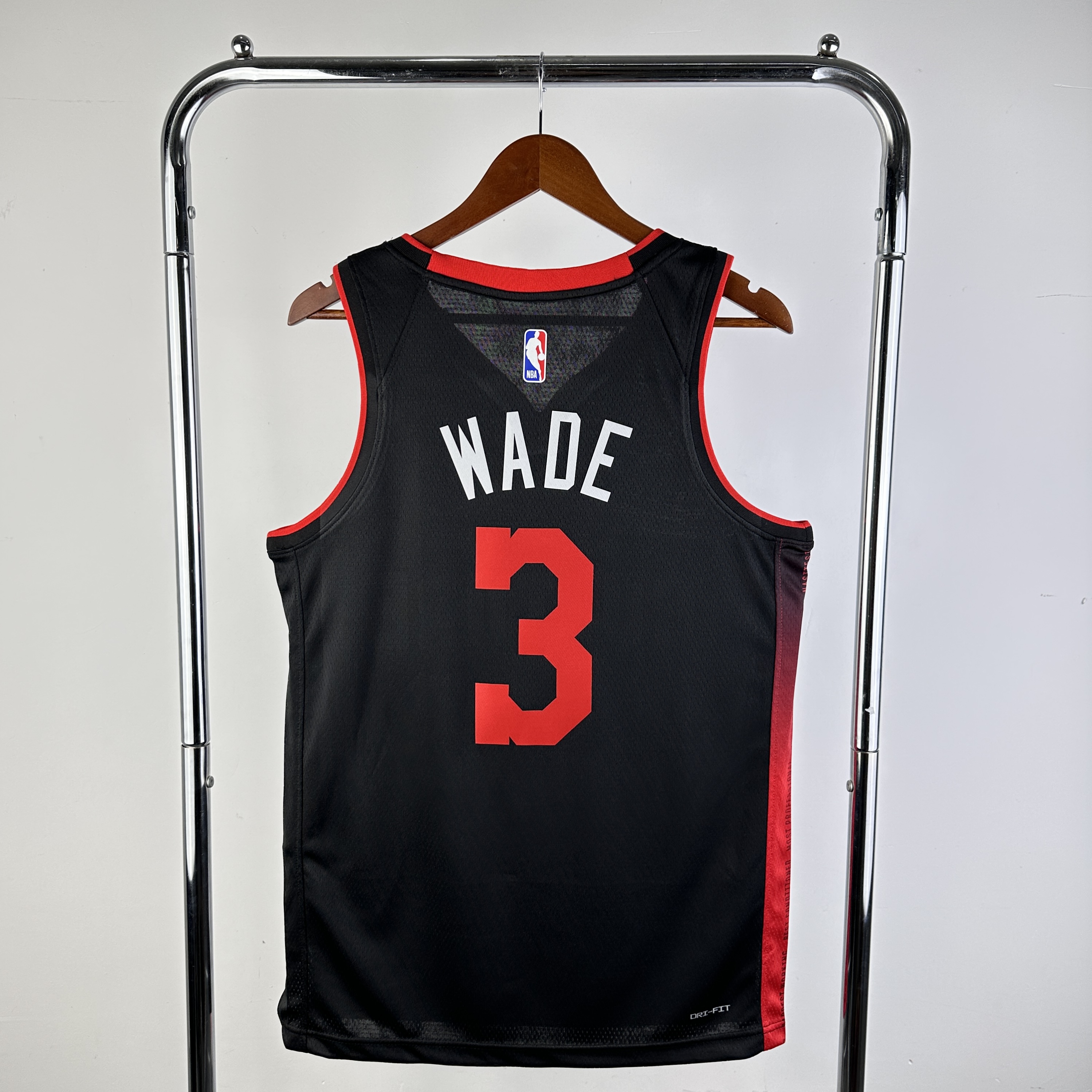 24 Season Miami Heat City Edition  No.3 Wade