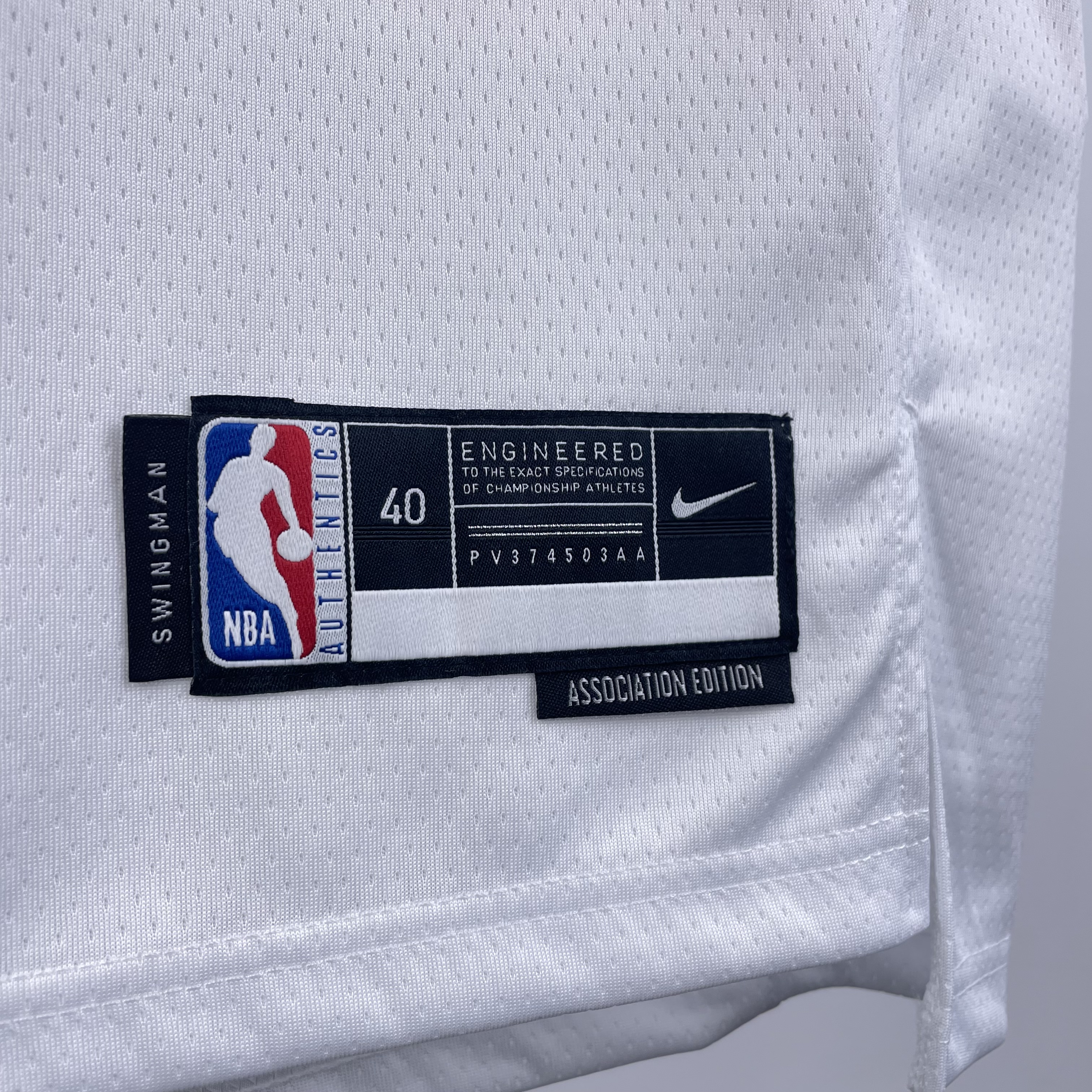 23 SEASON MINNESOTA TIMBERWOLVES HOME  NO.5 EDWARDS