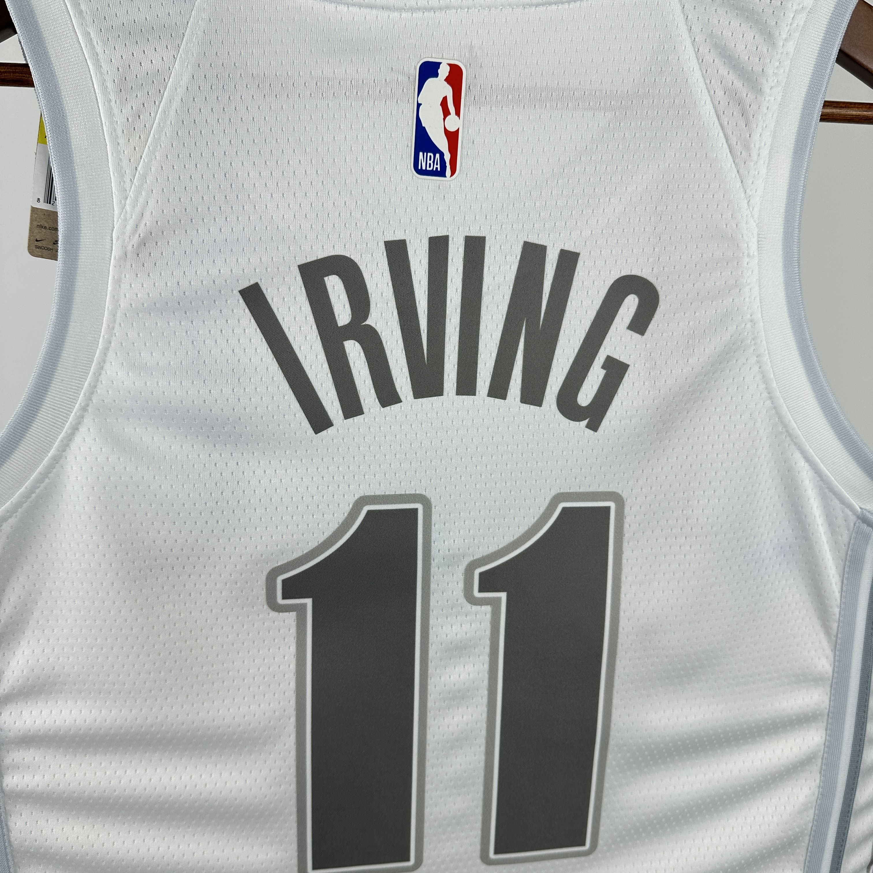 25 Season Dallas Mavericks City Edition  #11