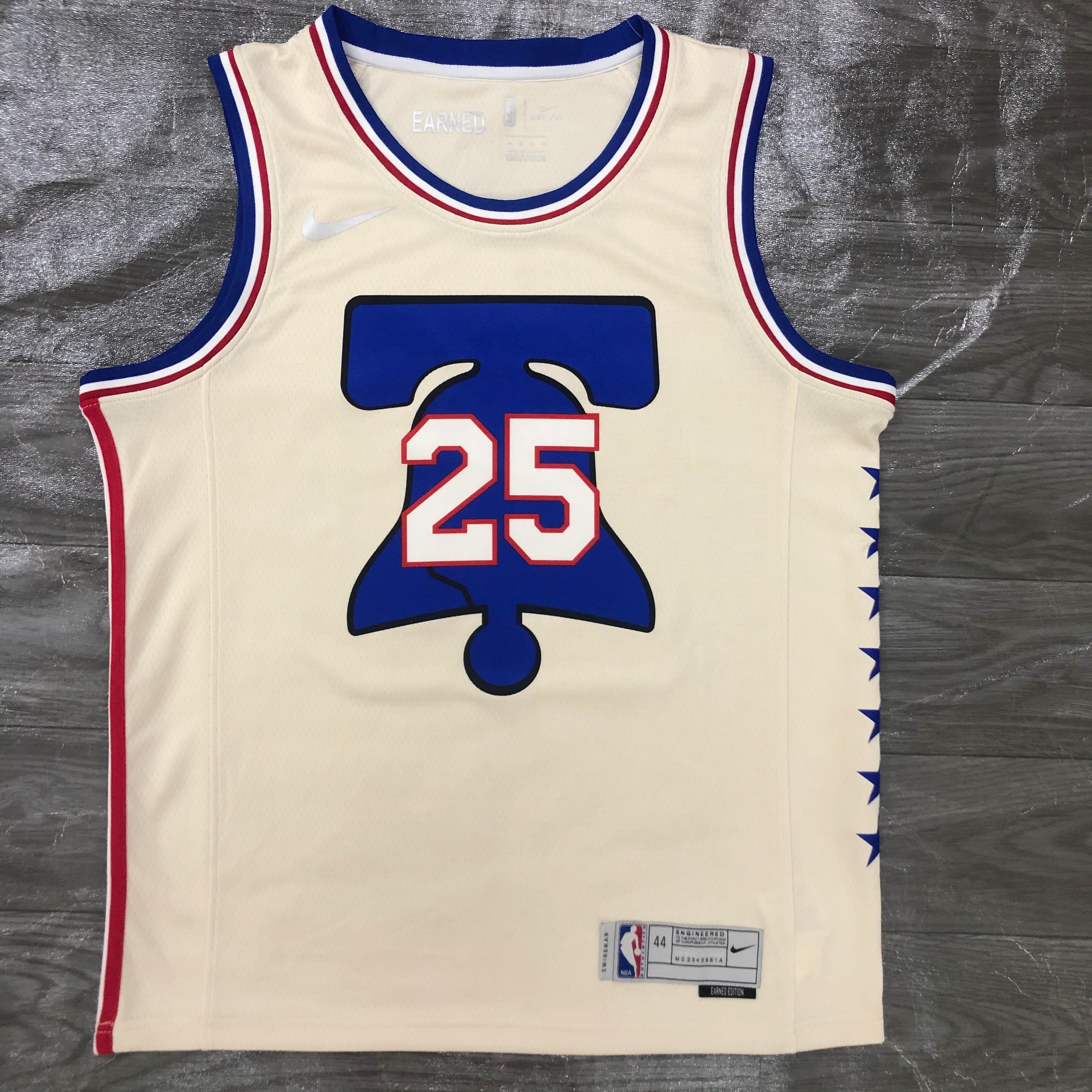 21 Season Philadelphia 76ers #25