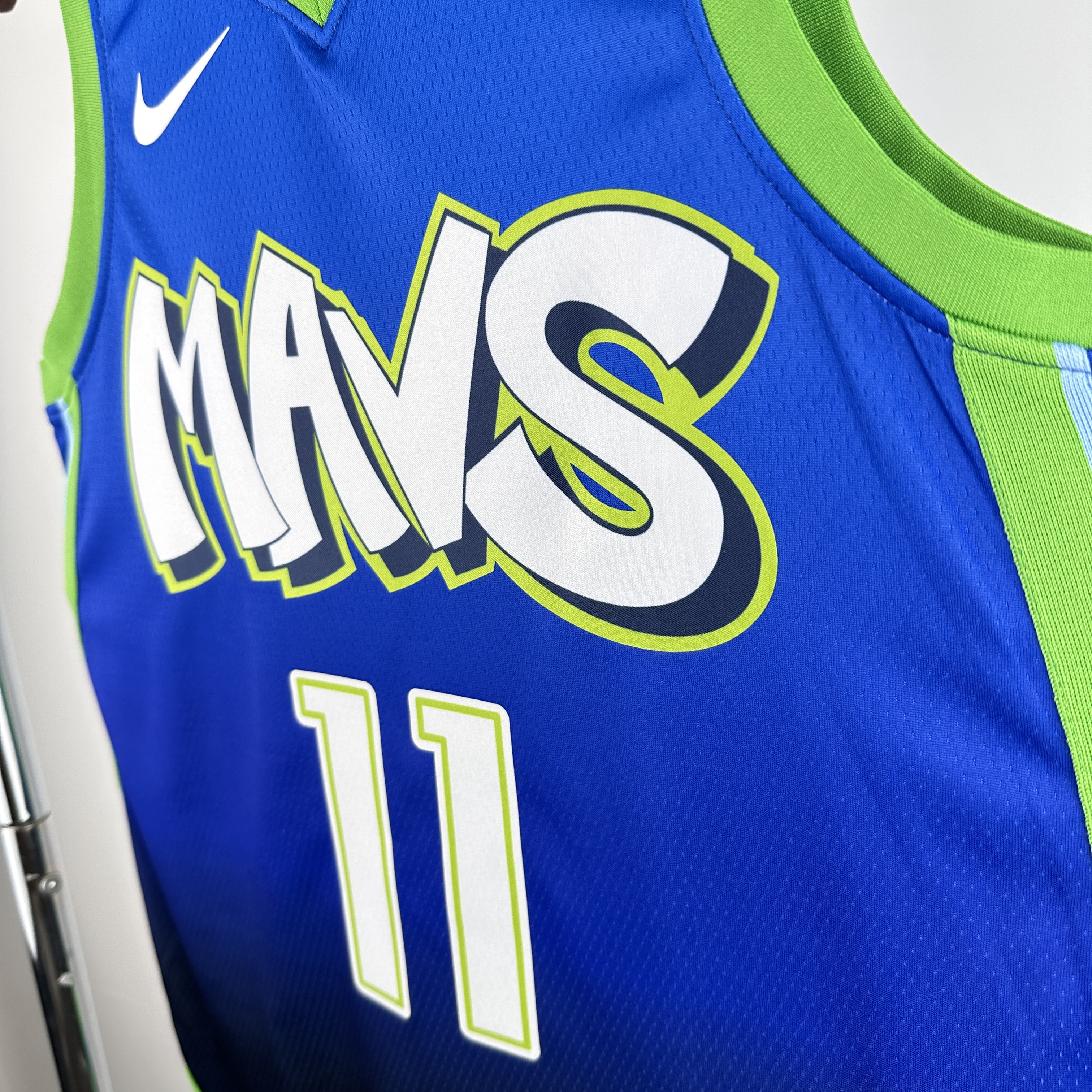 Dallas Mavericks #11