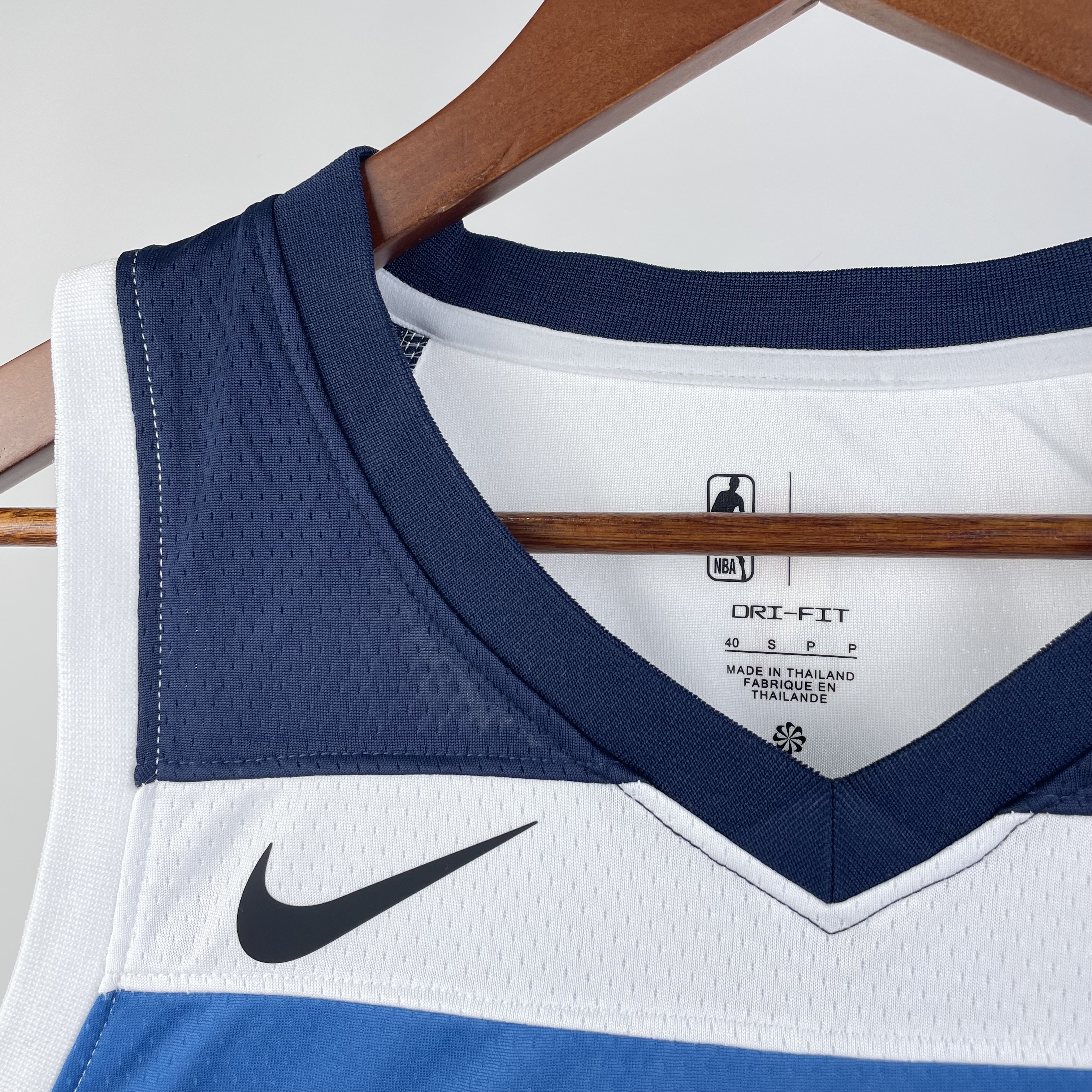 23 SEASON MINNESOTA TIMBERWOLVES HOME  NO.5 EDWARDS