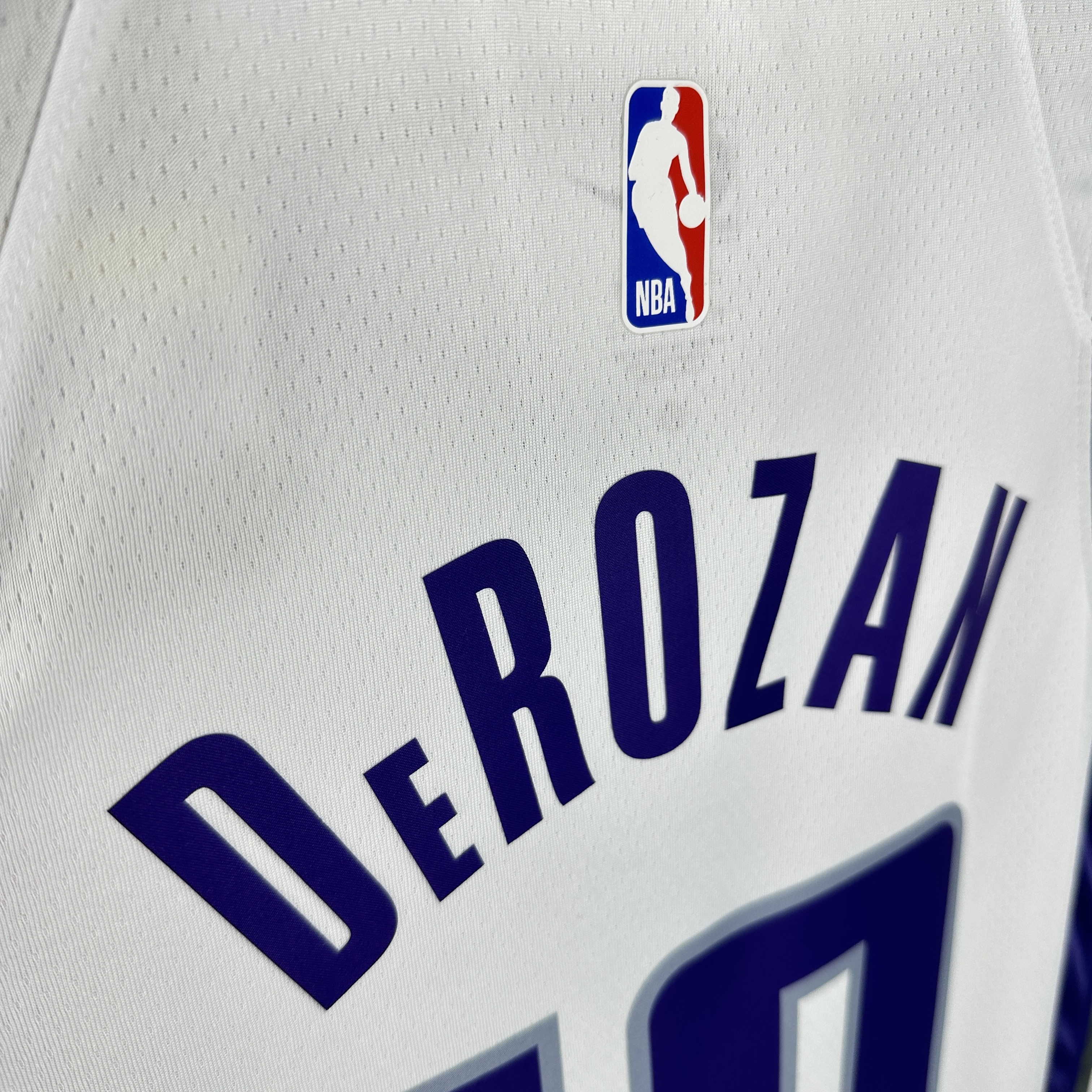 23 SEASON SACRAMENTO KINGS Home White  #10 DeROZAN