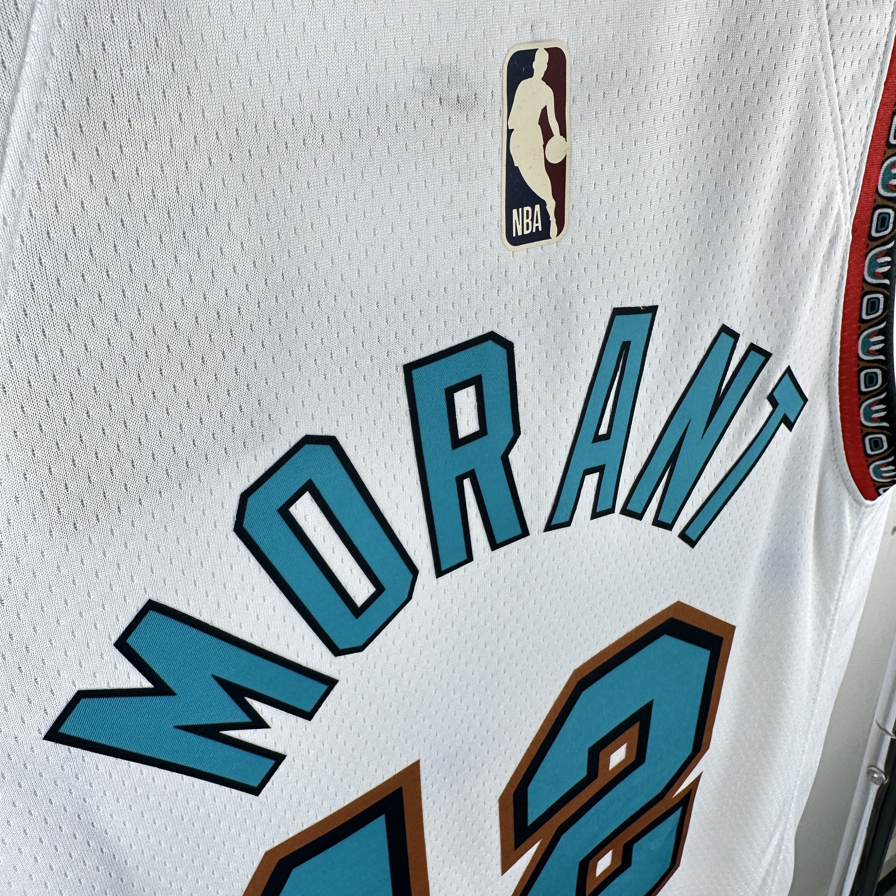 25 Season Grizzlies White  #12