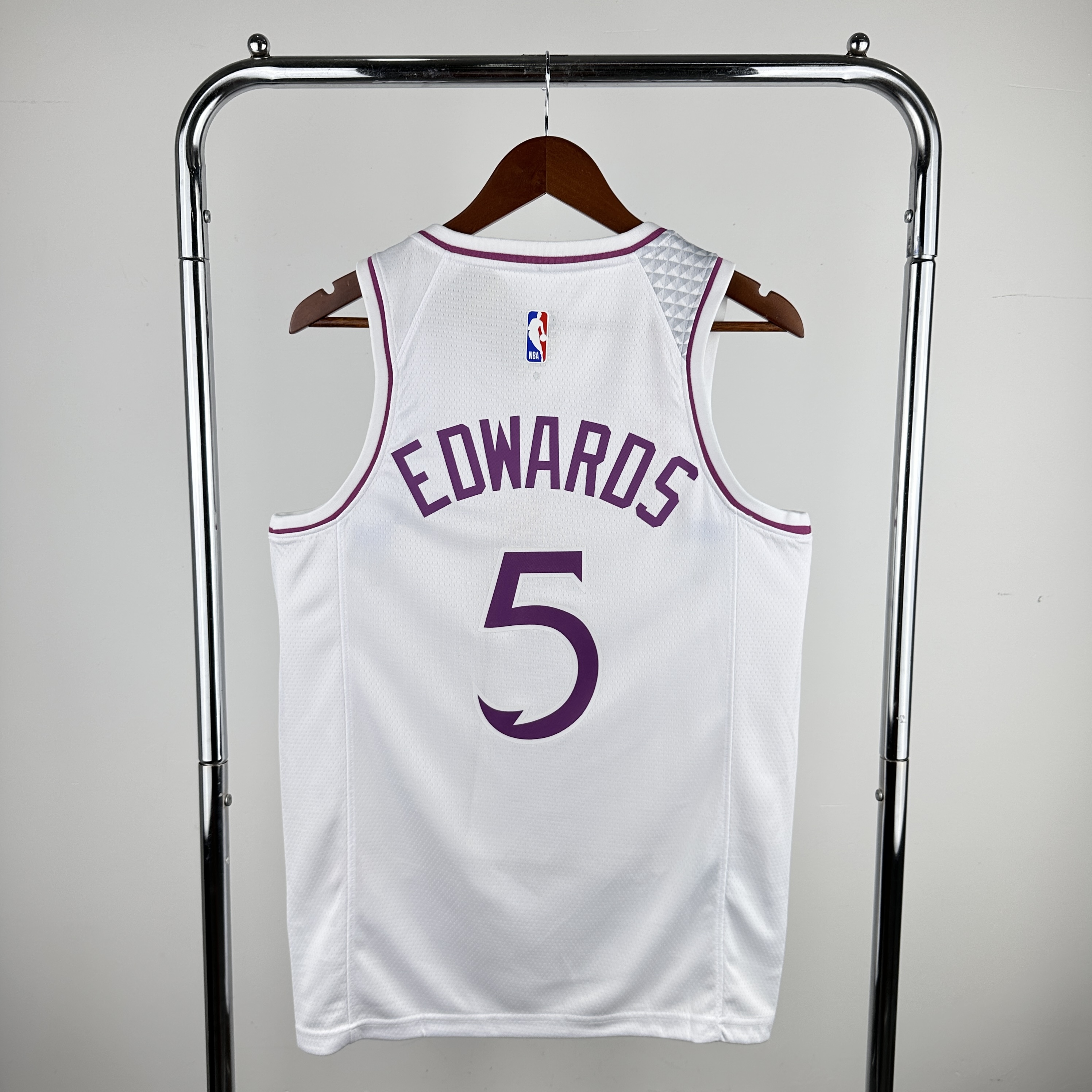 18-19 SEASON MINNESOTA TIMBERWOLVES  NO.5 EDWARDS