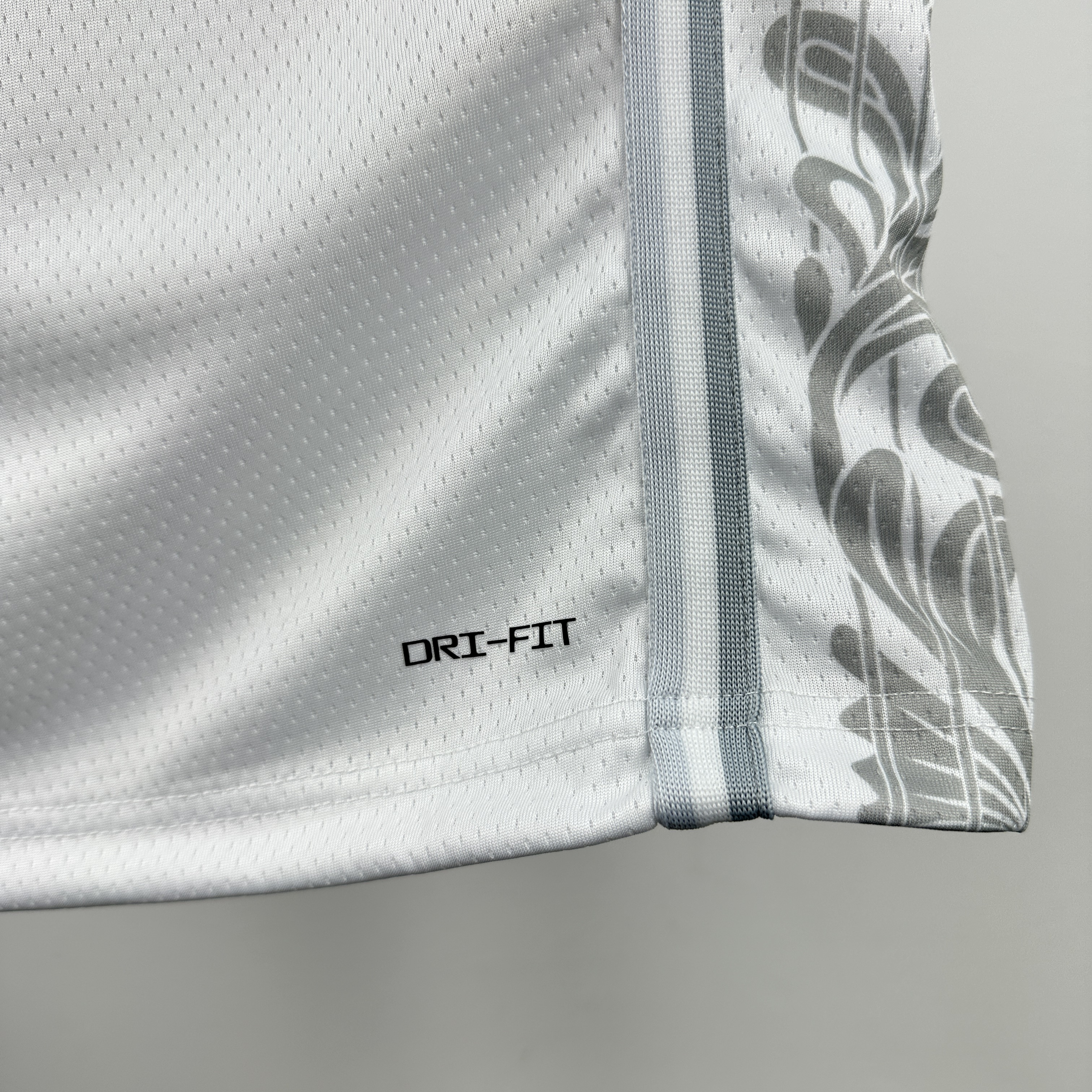 25 Season Dallas Mavericks City Edition  #31
