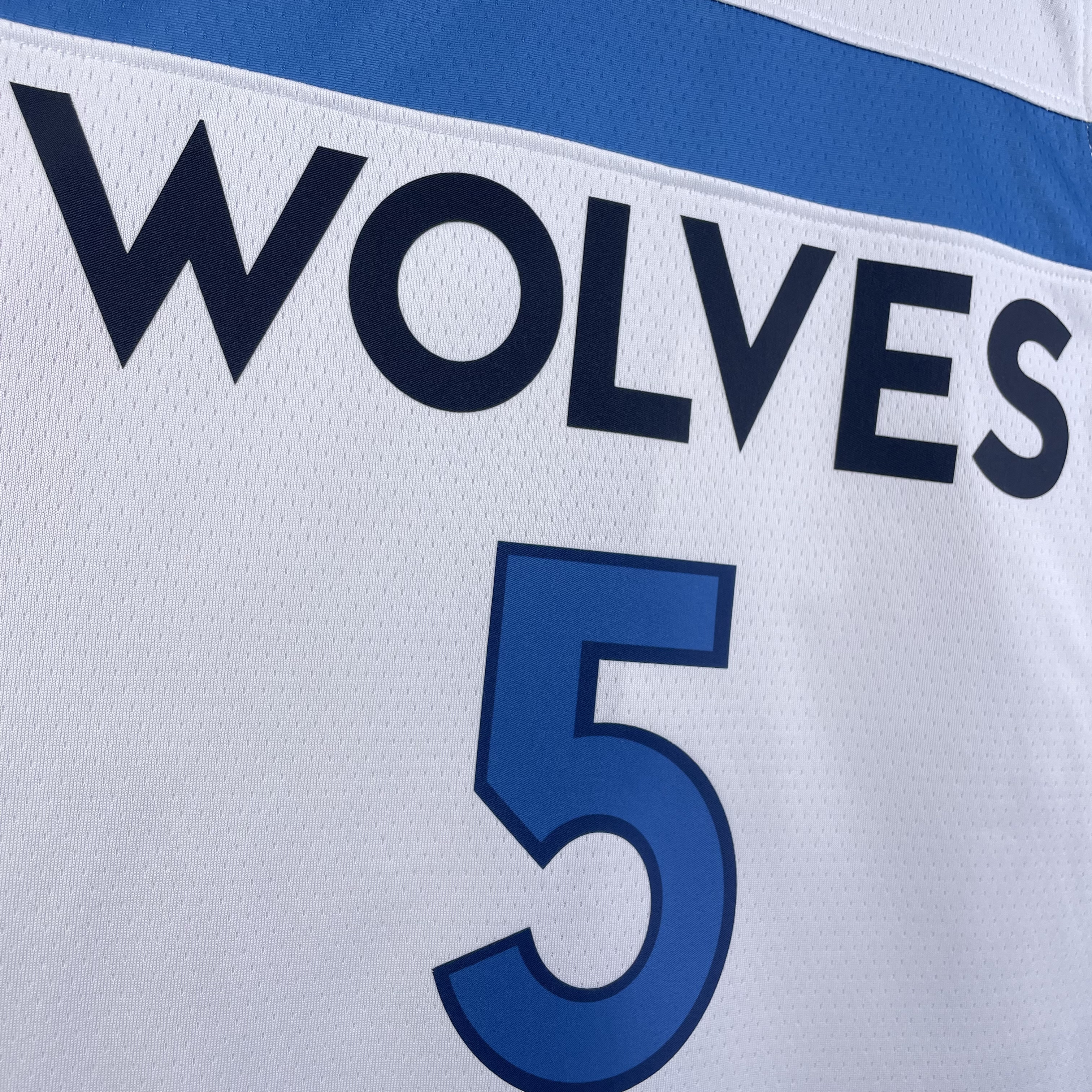 23 SEASON MINNESOTA TIMBERWOLVES HOME  NO.5 EDWARDS