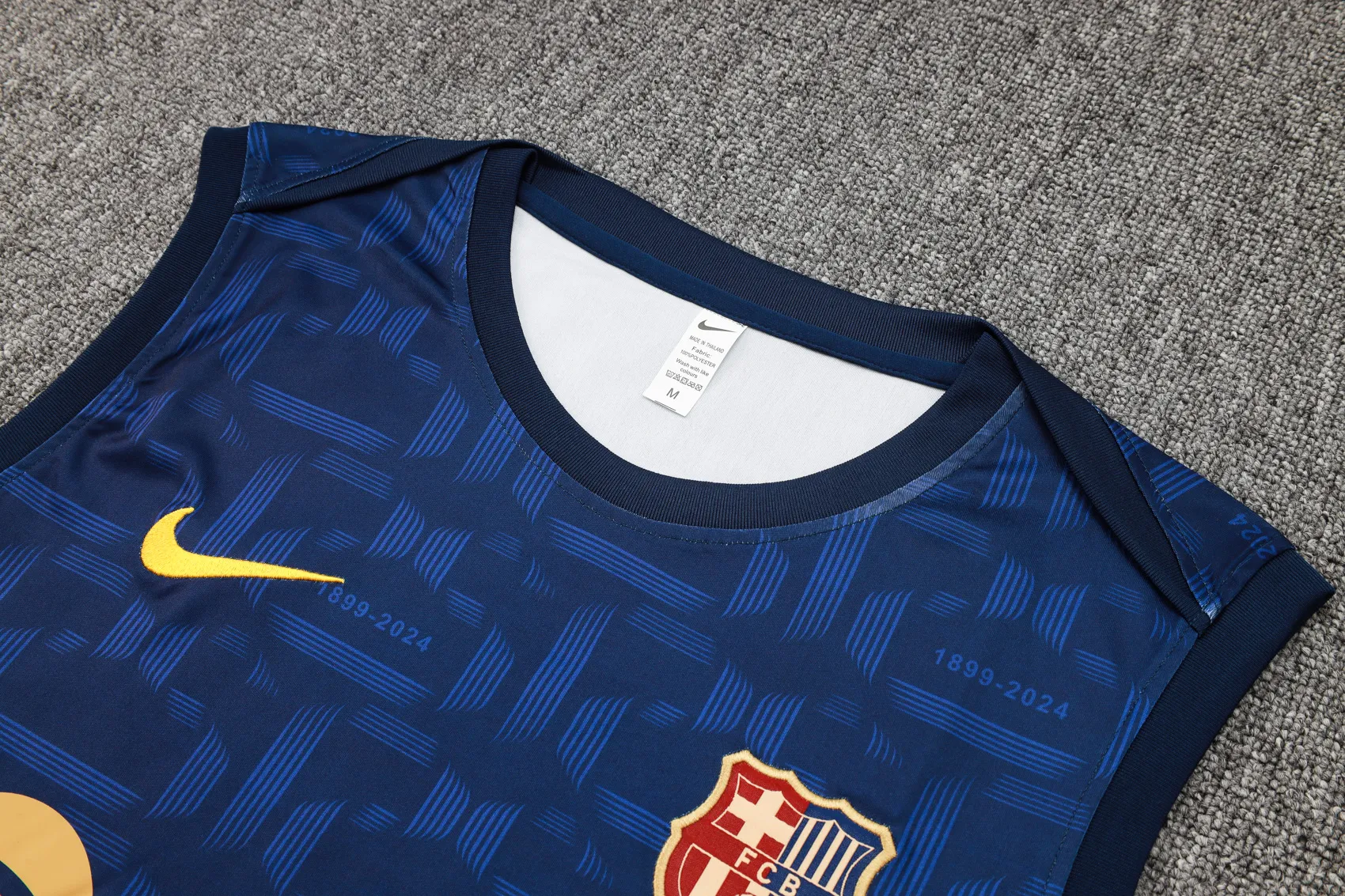 Barcelona 24/25 SUIT 3