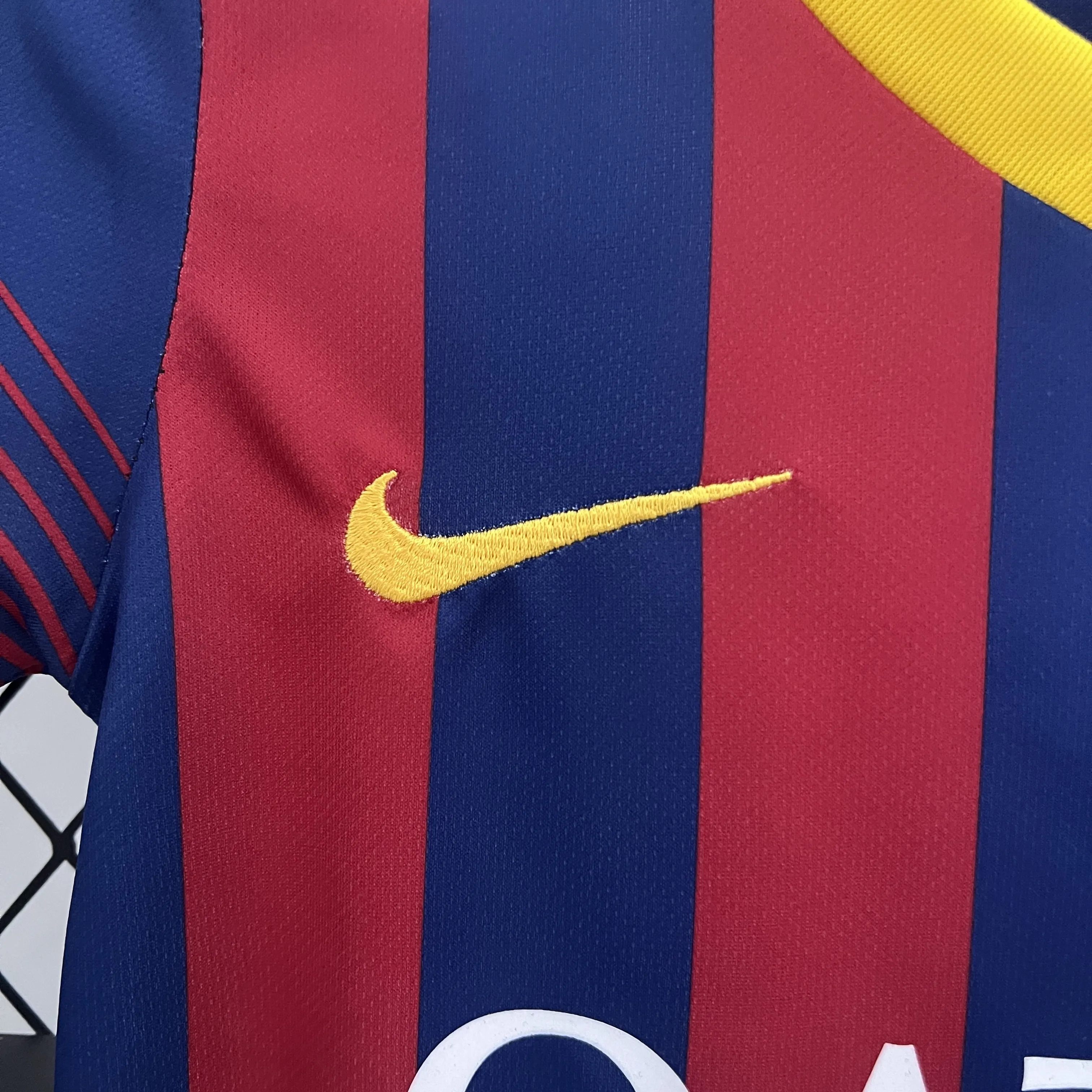 Kids Retro 2013/14 Barcelona Home  16-28 4