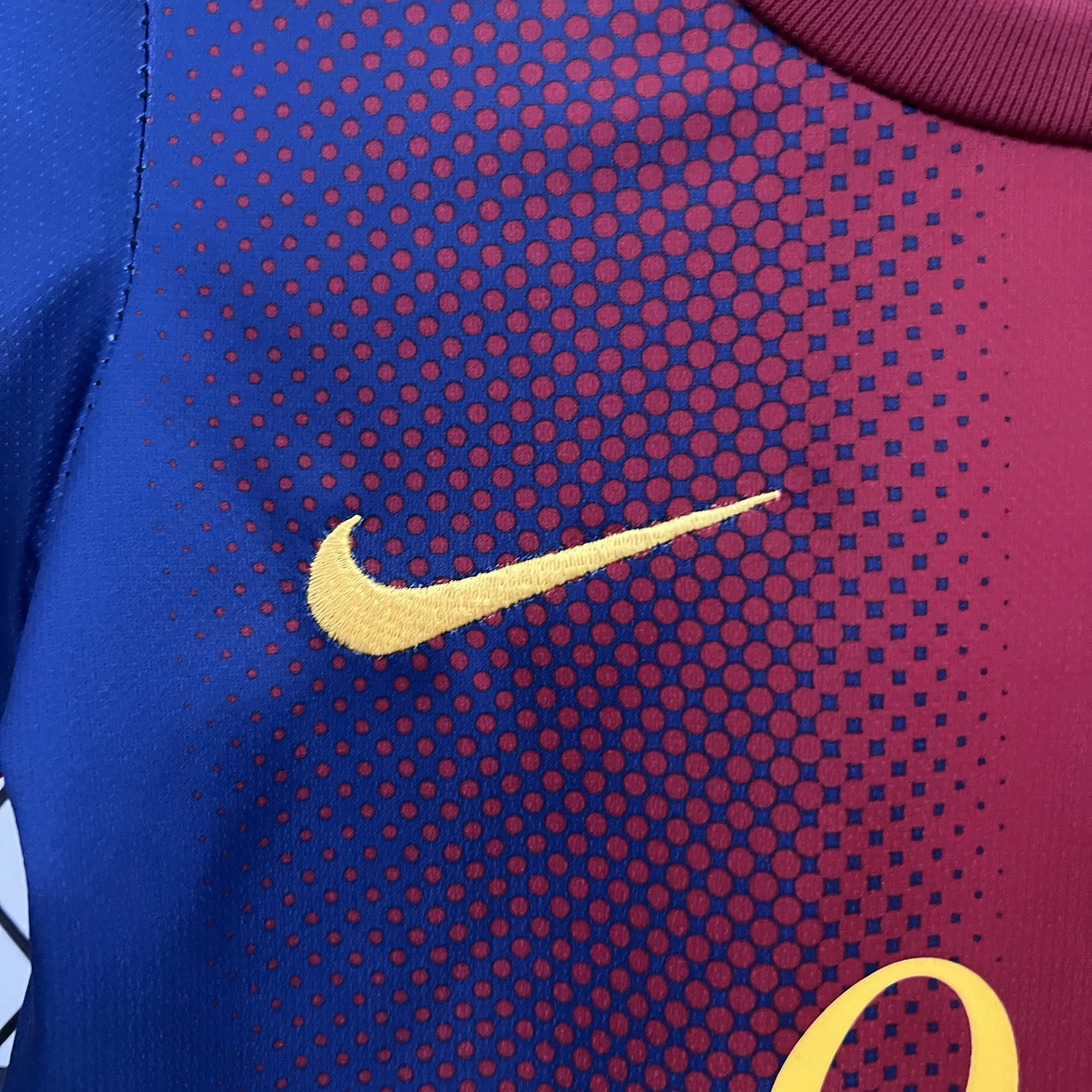 Kids Retro 2012/13 Barcelona Home  16-28 3