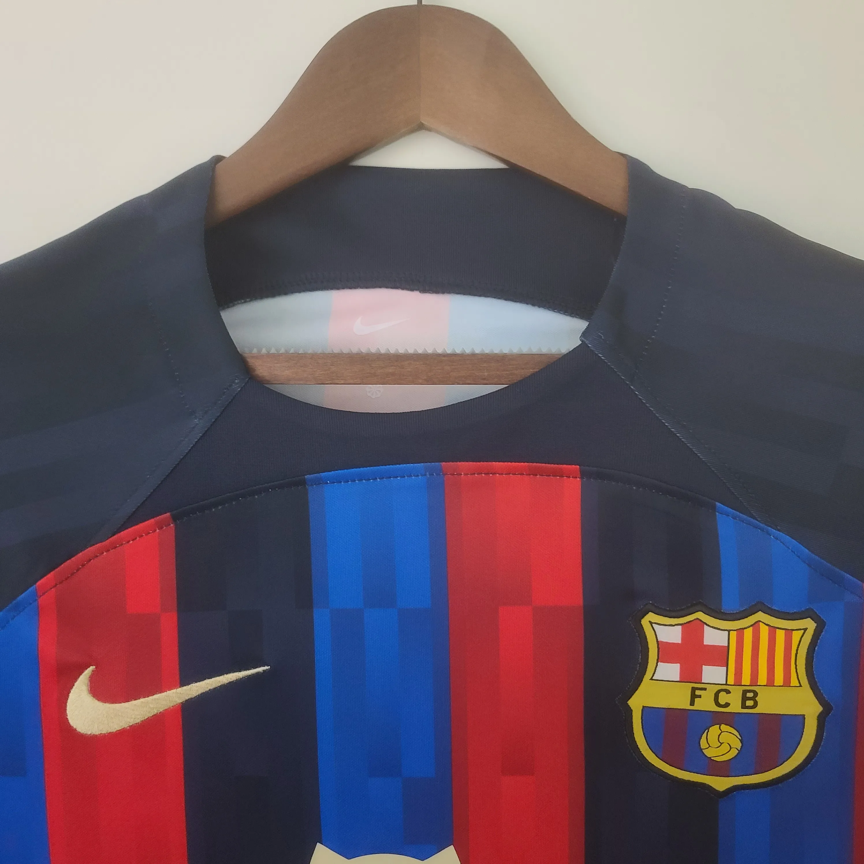22/23 Barcelona Owl Sponsor Home S-XXL 3