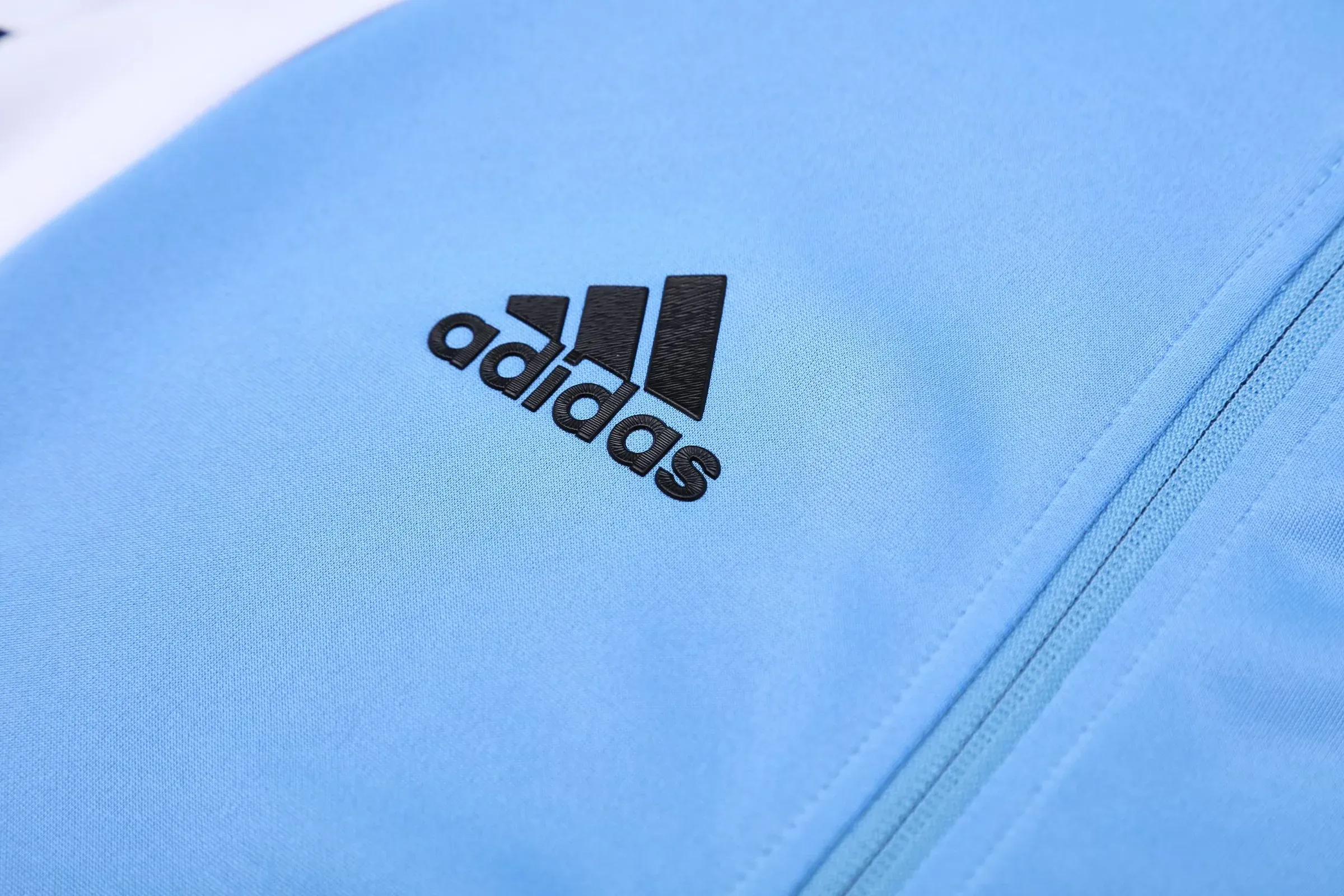 Real M&alpha;drid Retro full zipper training Suit 4