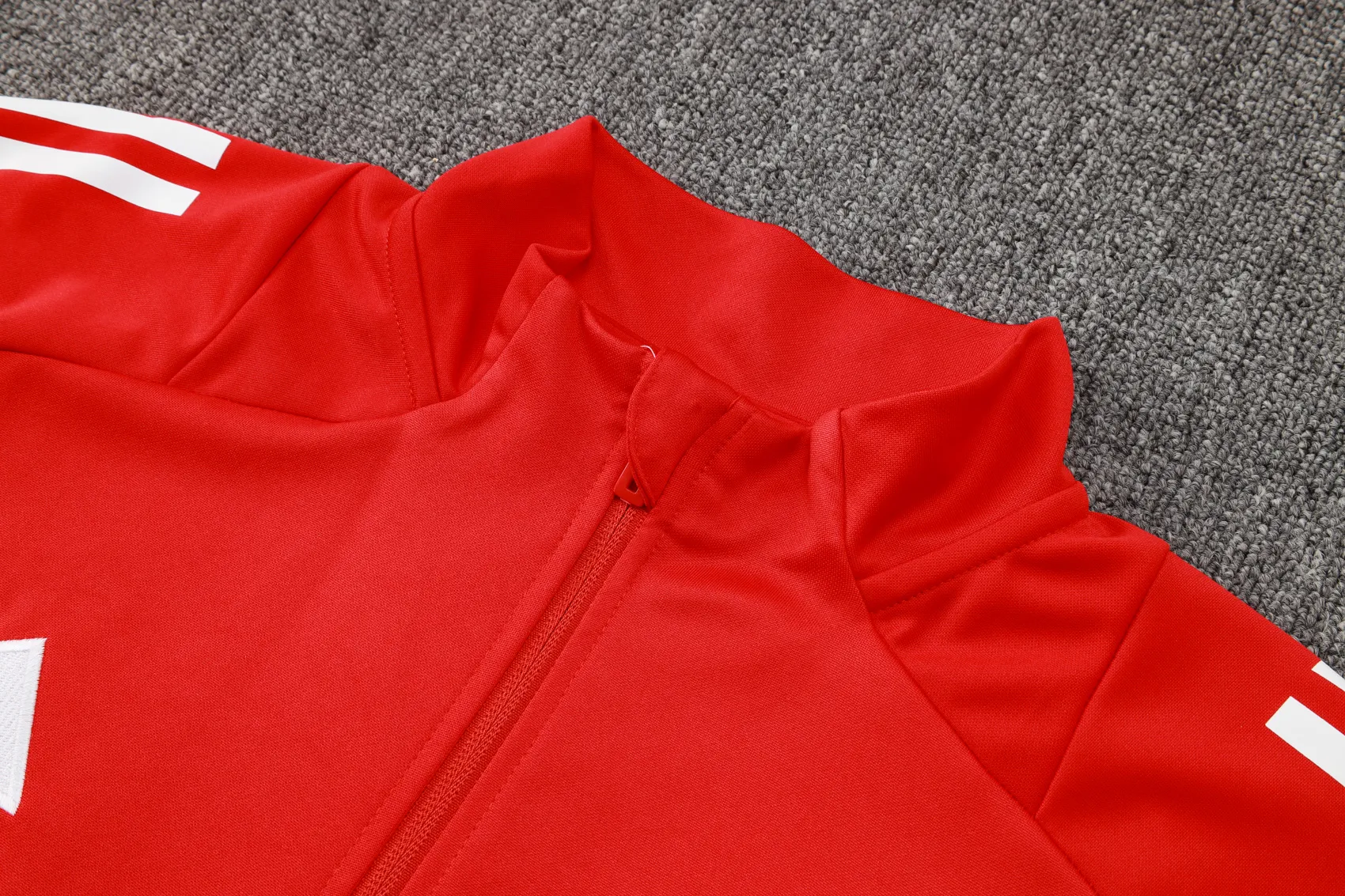 Adult/ Kids Manchester united 24/25 Full zipper Training suit A794 3