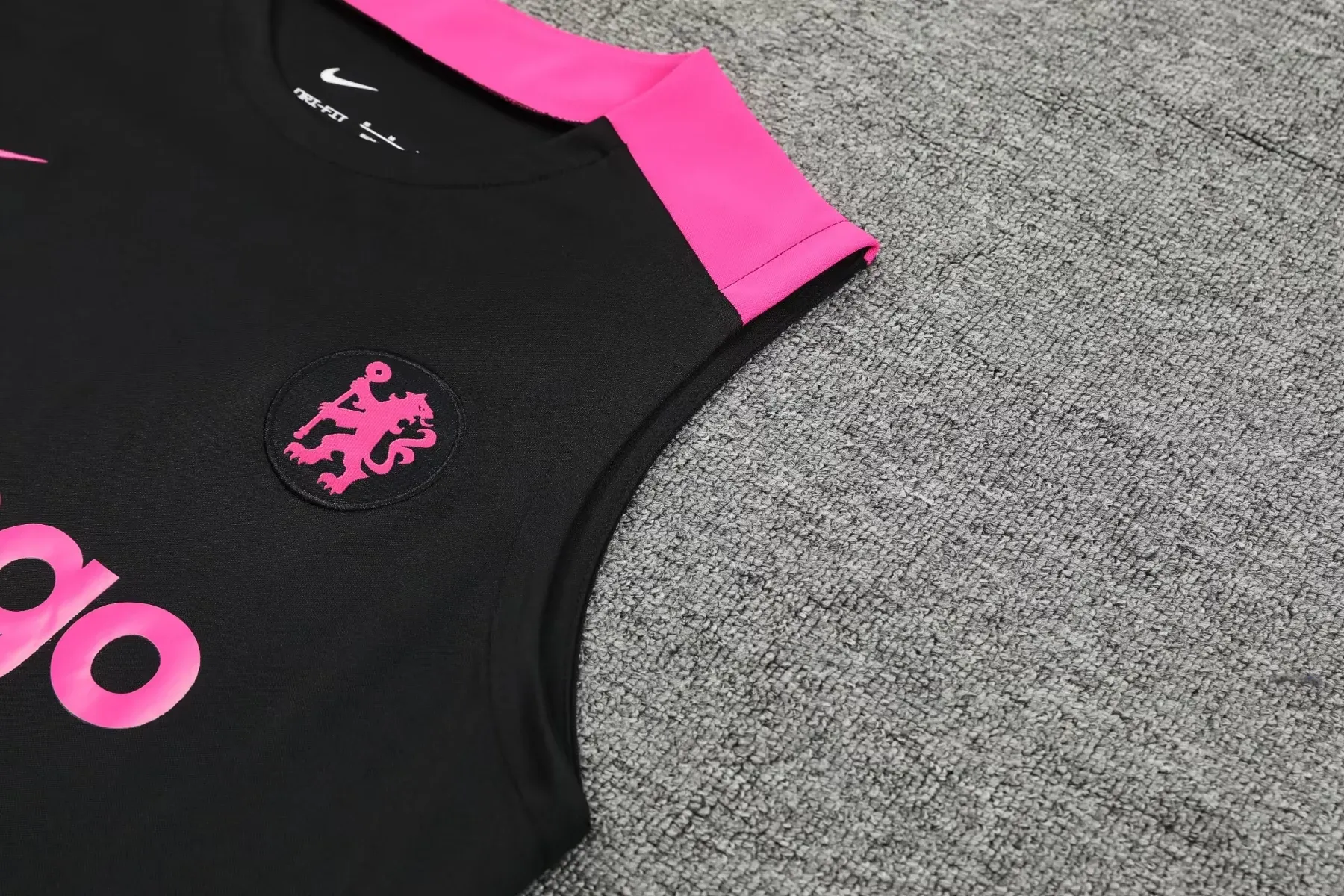 Chelsea 24/25 SUIT 3