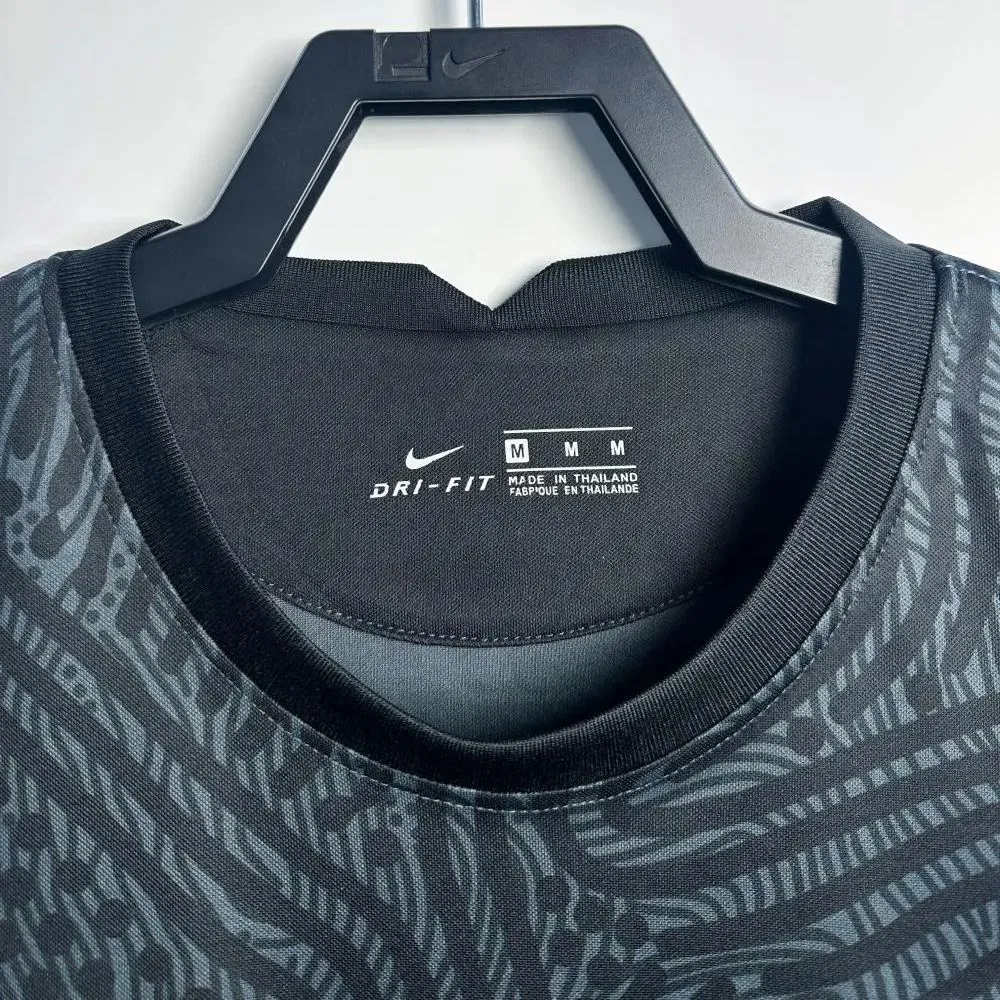 Retro LVP 2019-20 Goalkeeper 3