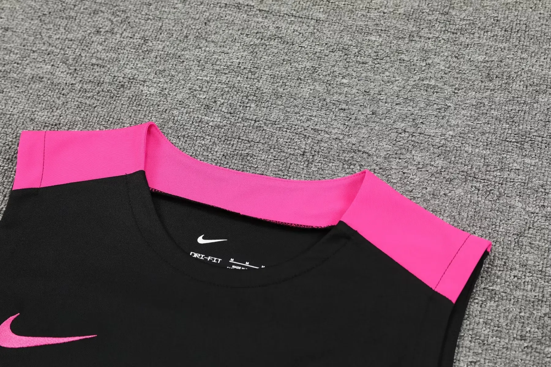 Chelsea 24/25 SUIT 4