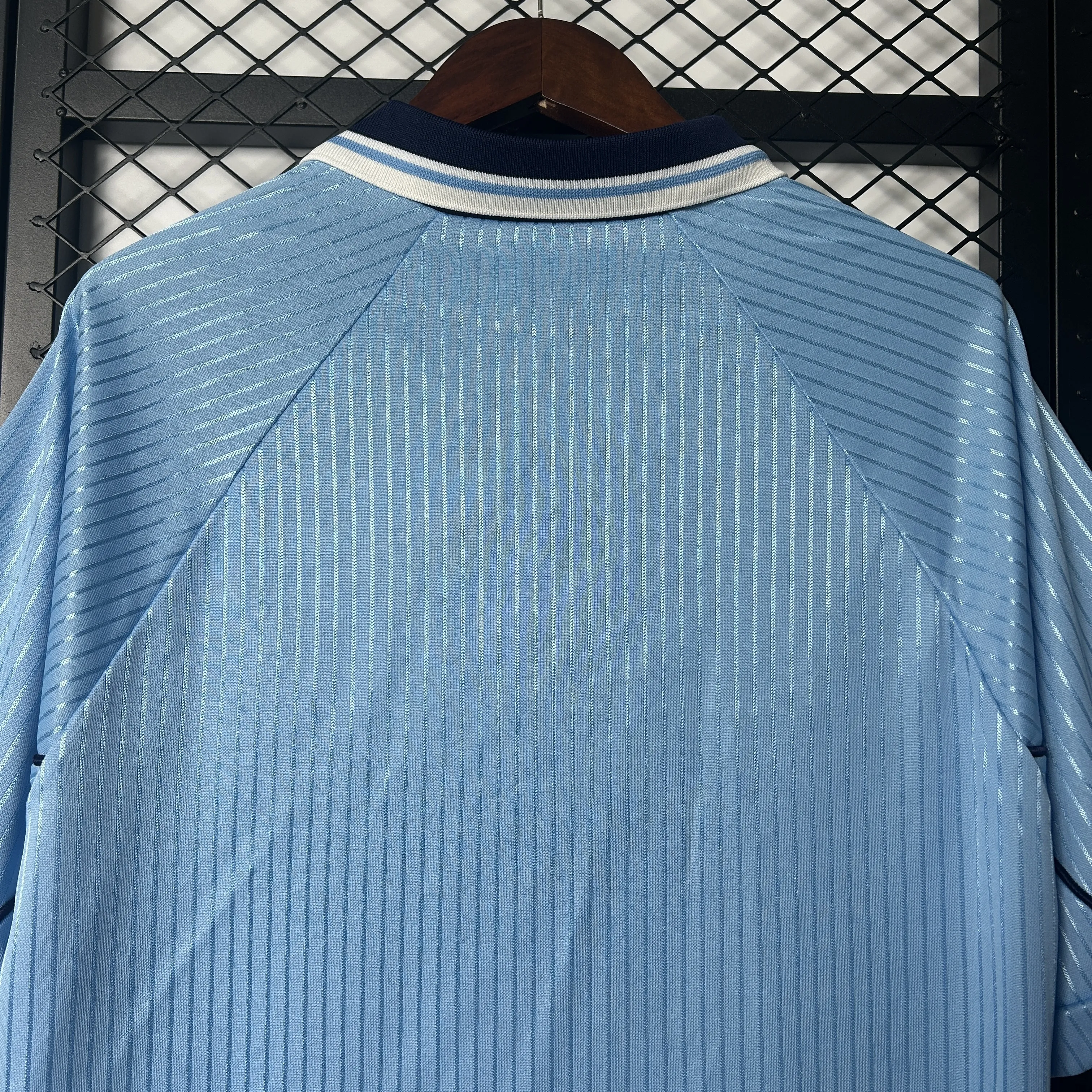 Retro Celta de Vigo 1997-99 home kit