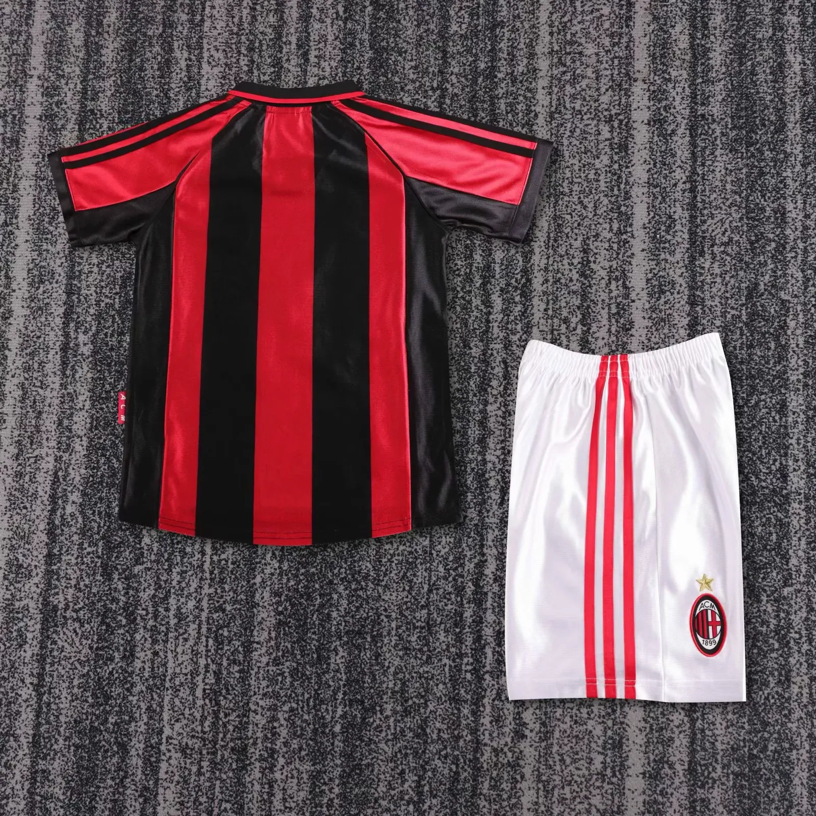 Kids Retro Kit AC Milan 98/99 Home
