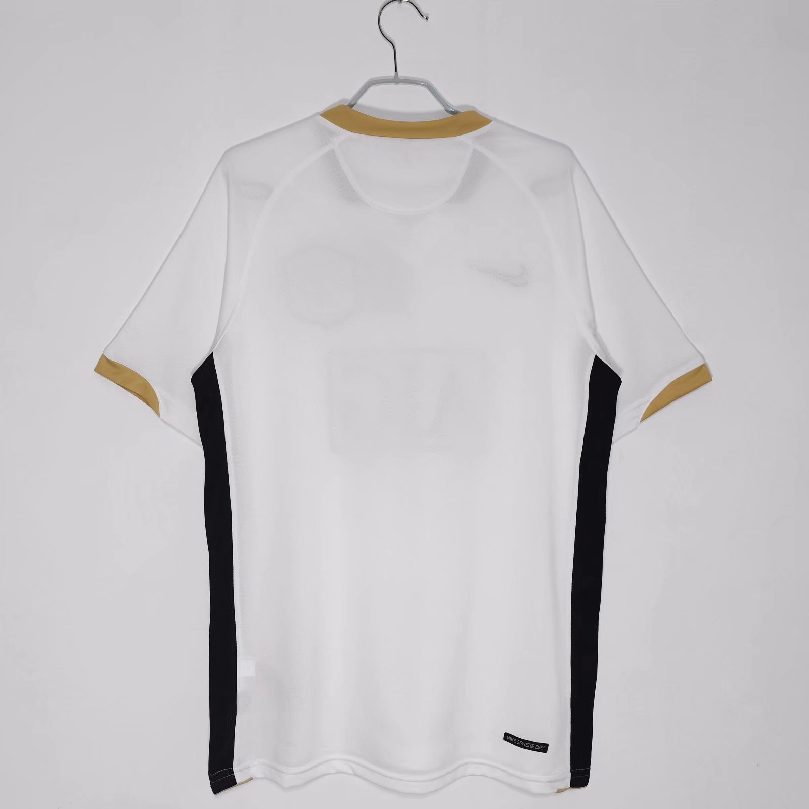 Retro Manchester United 2006/07 Away