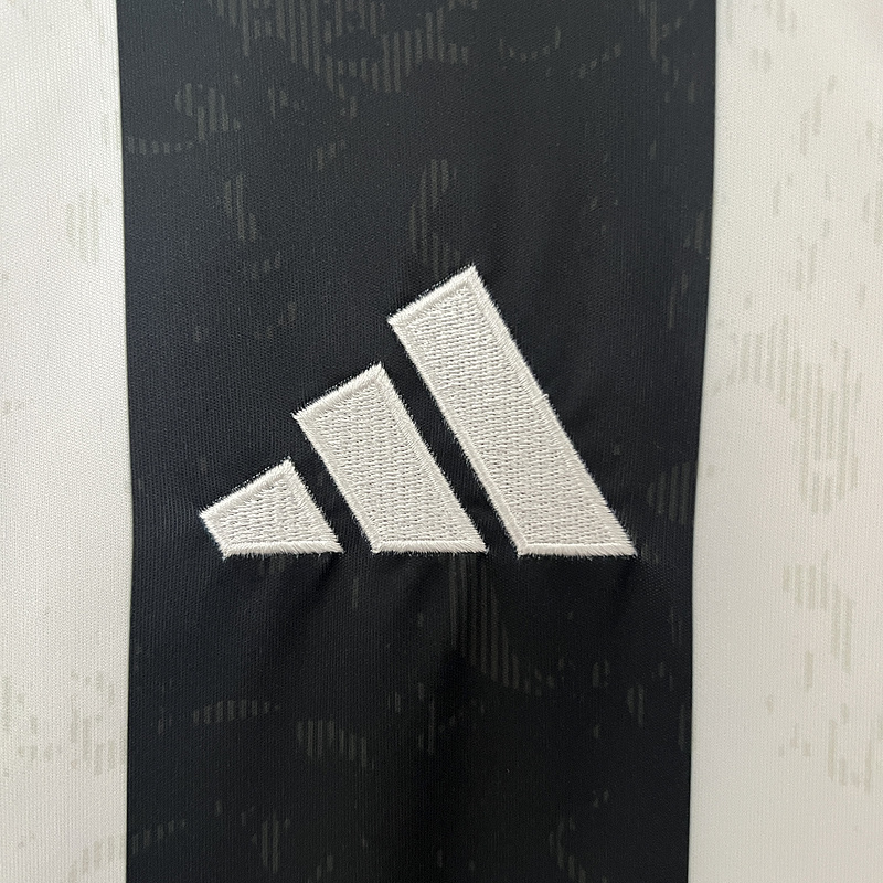 Juventus 24/25 Home S-XXL 4