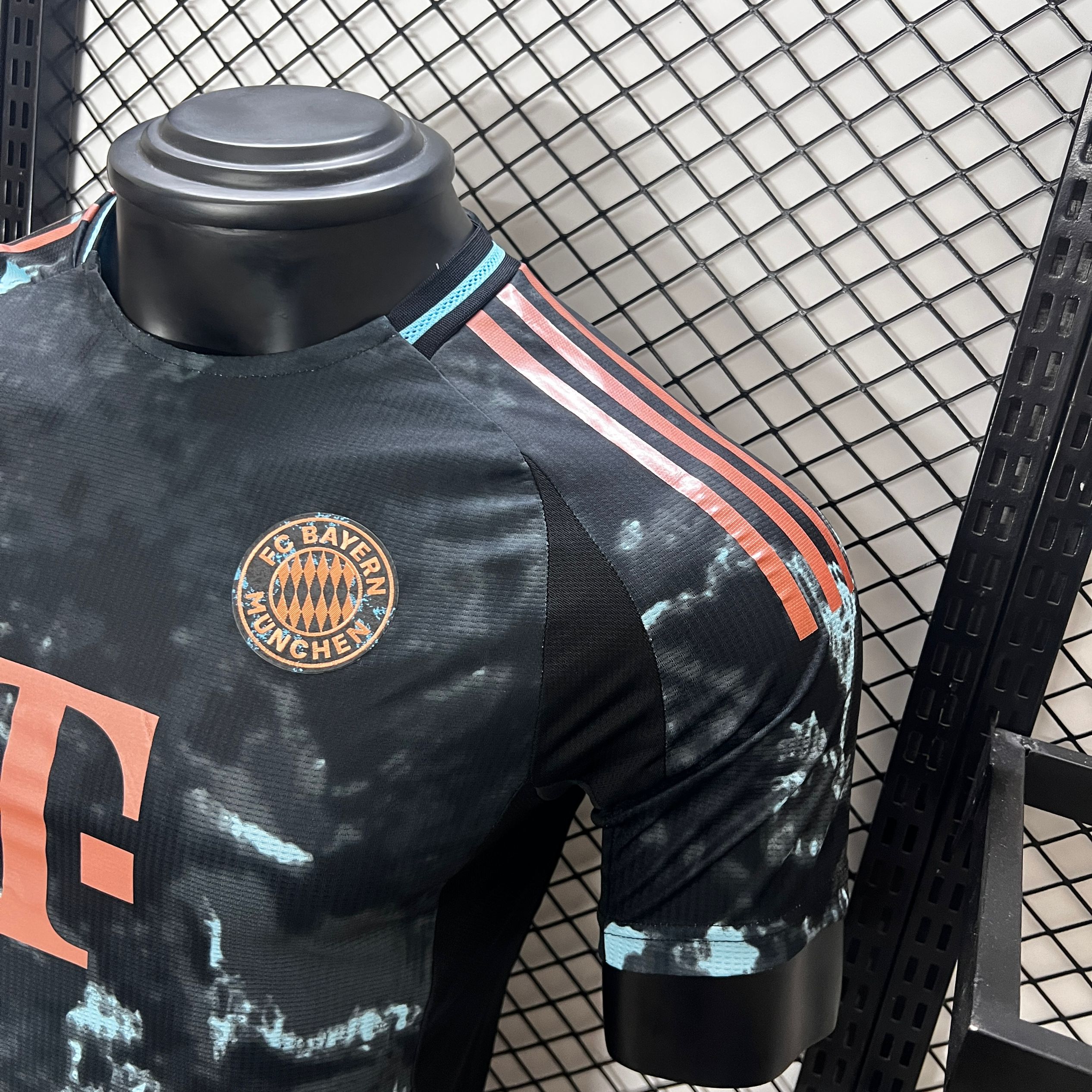 Player Version Bayern 24/25 Away  S-XXL 3