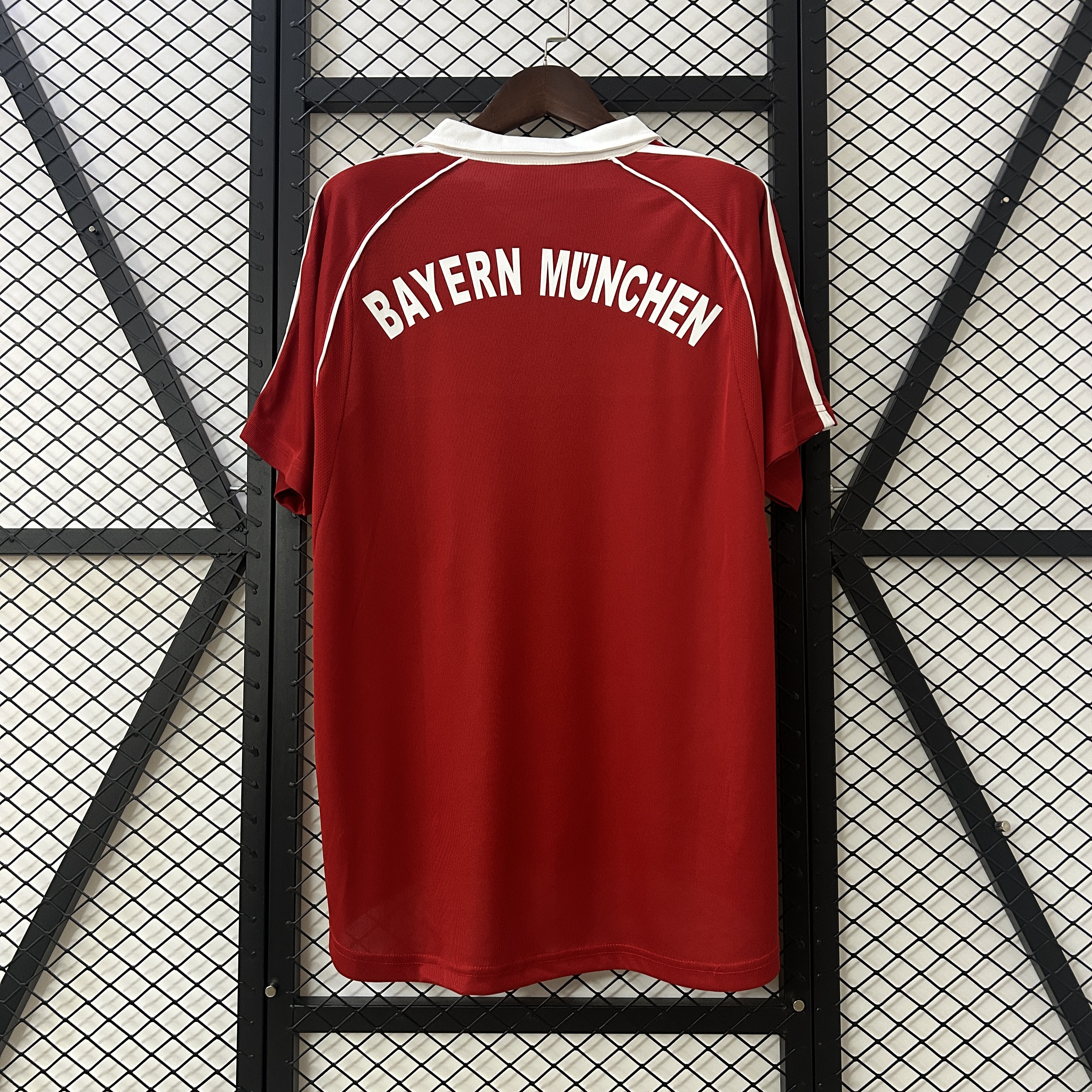 Retro Bayern Munich 05/06 Home S-XXL
