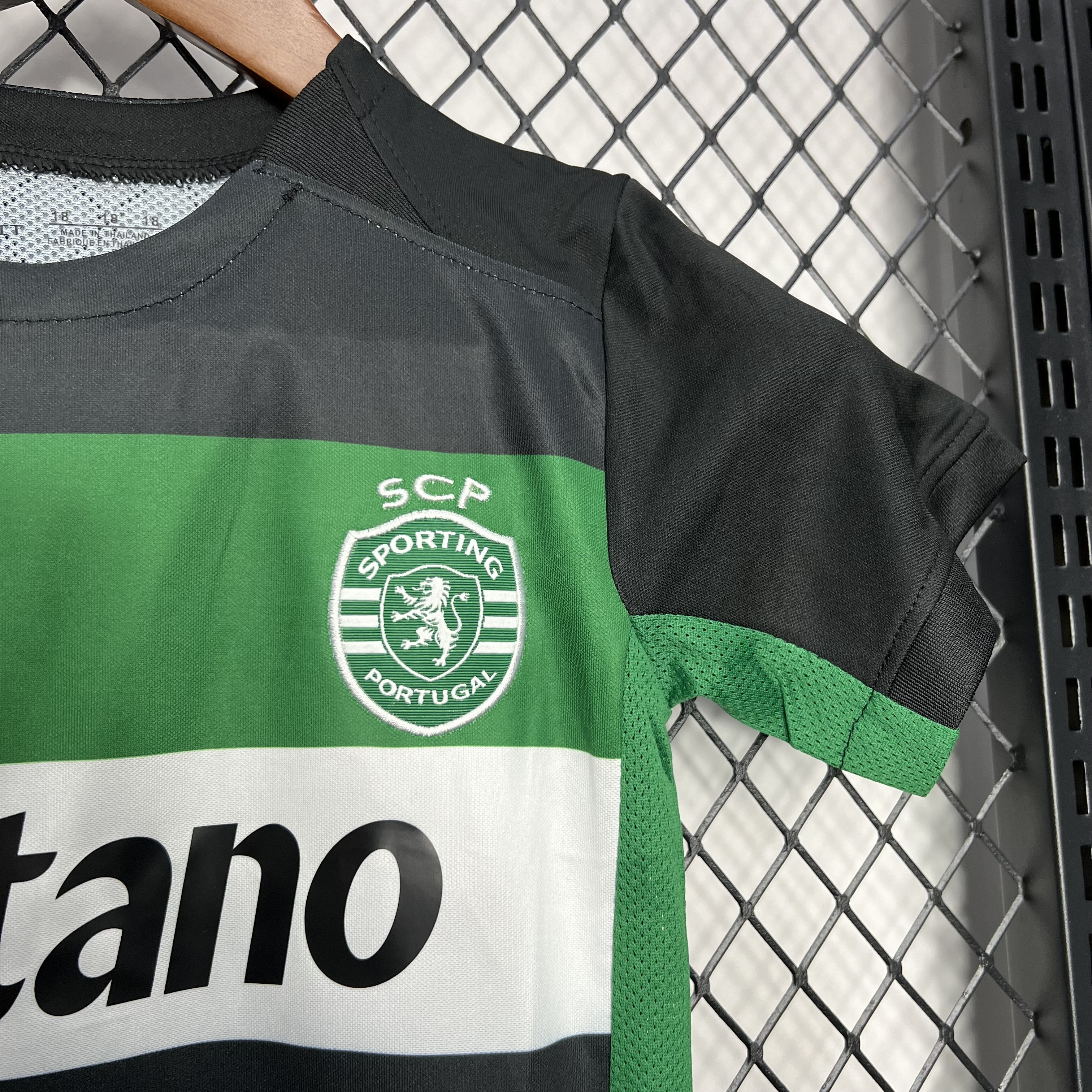Kids Kit Sporting Lisboa 24/25 Home size: 16-28 3