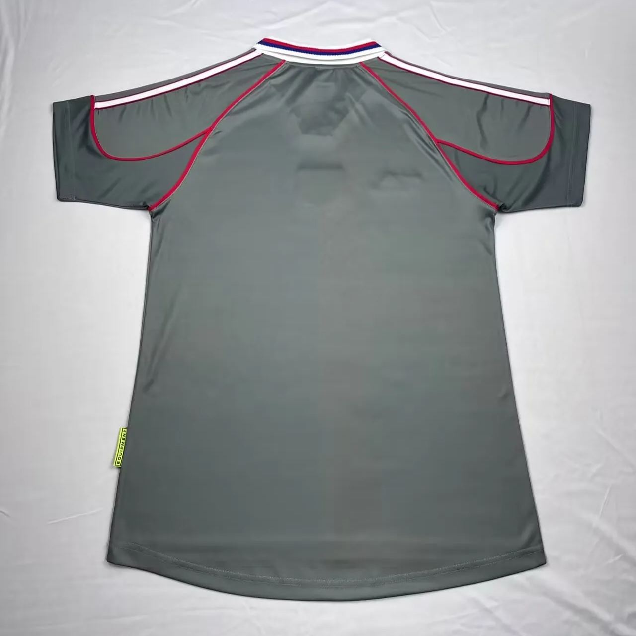 Retro Lyon 00/01 Away S-XXL