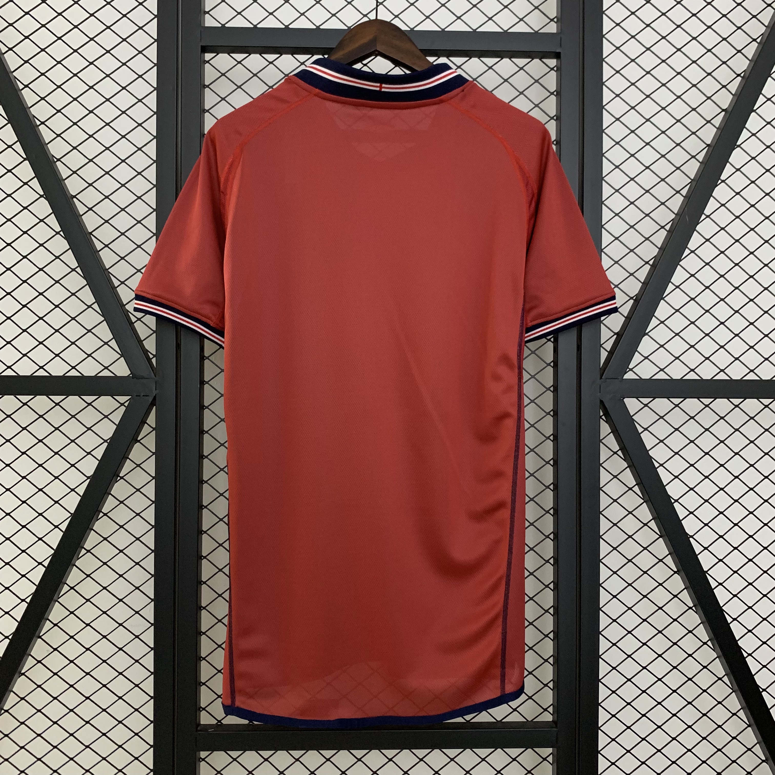 Retro 2002 England Away S-XXL