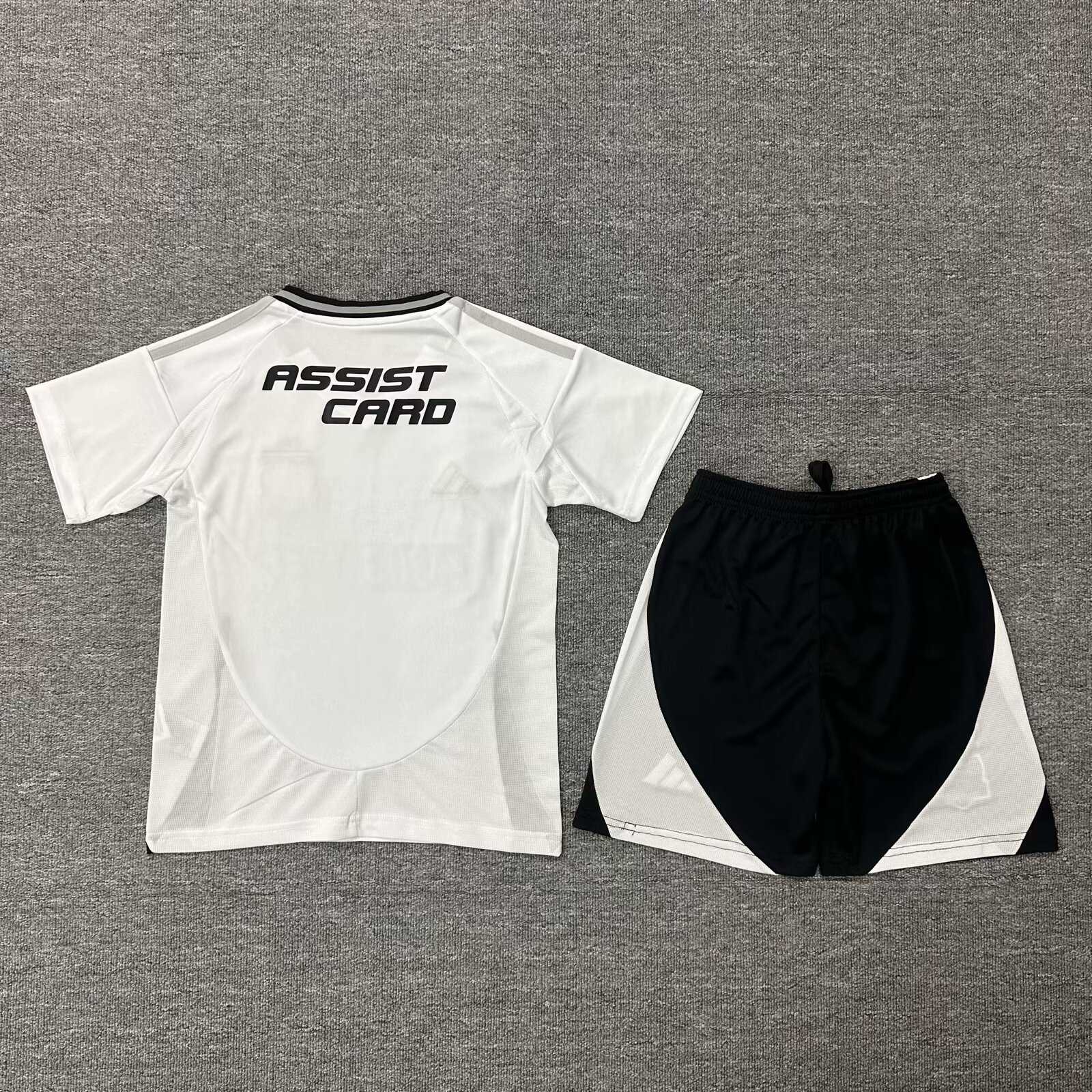 Kids kit Colo Colo 25/26 Home 16-28