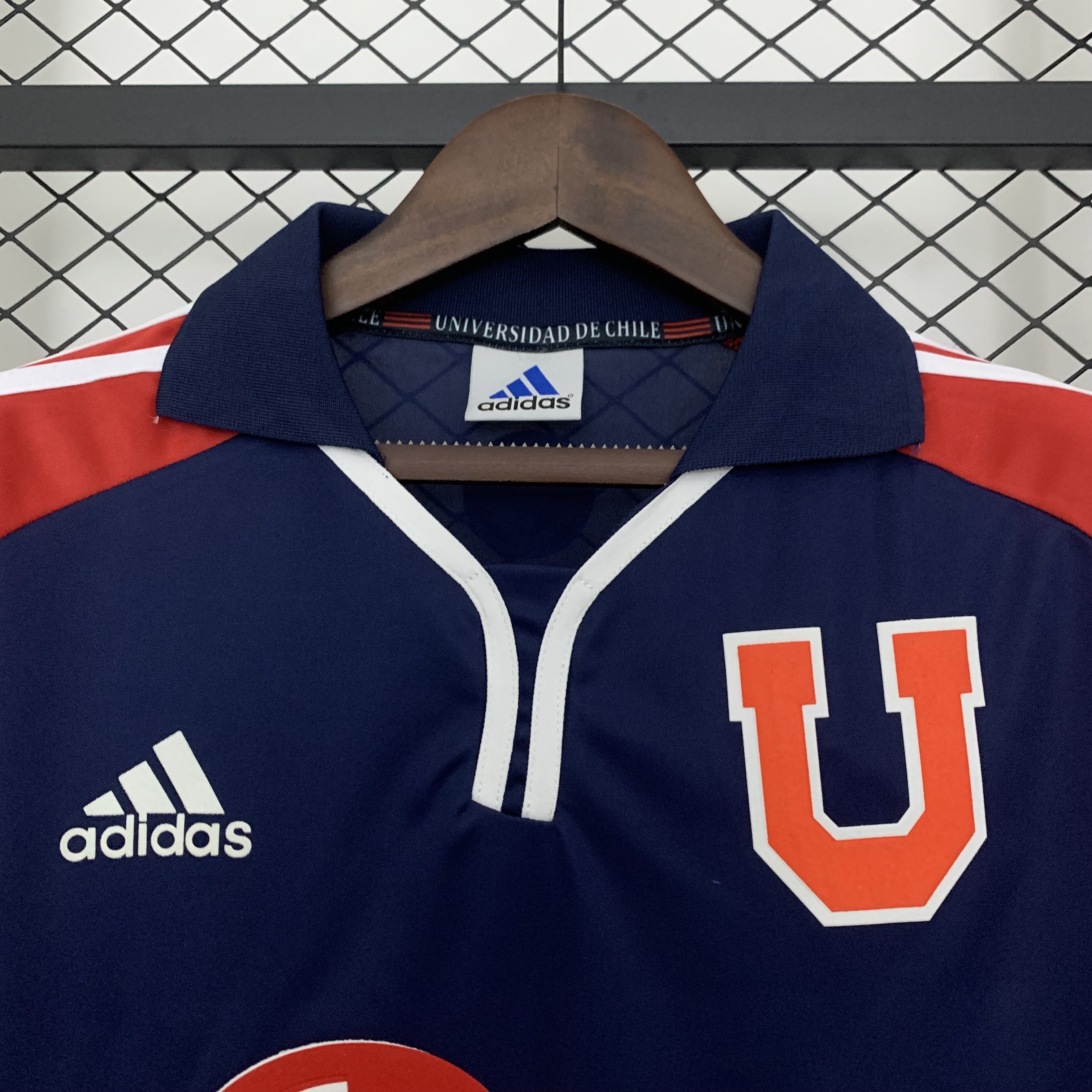 Club Universidad de Chile 2001/02 Home