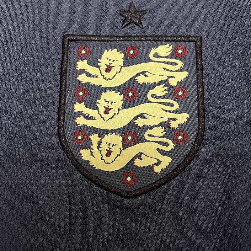 England 24/25 Away 4