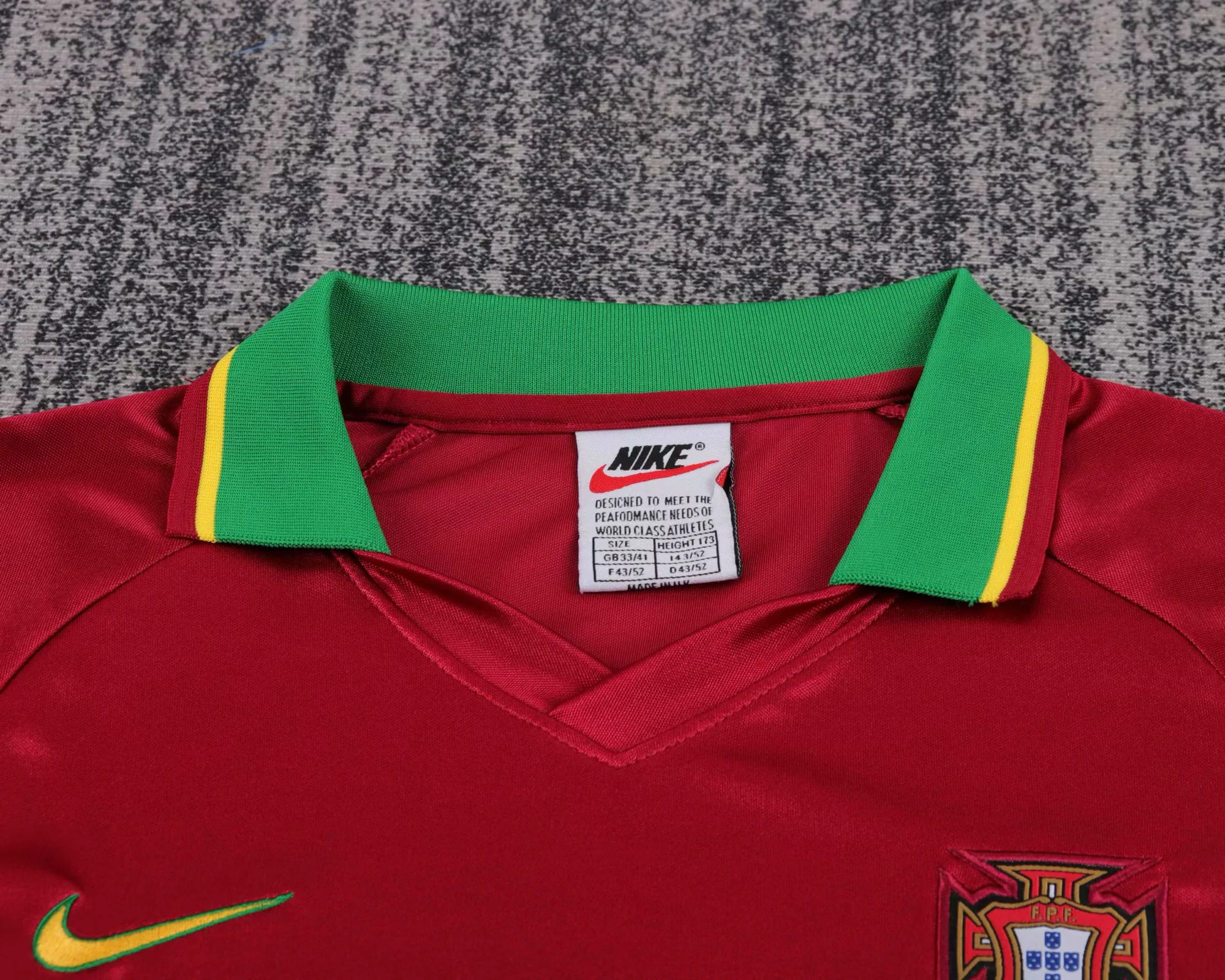 Kids Retro Kit Portugal 1998 Home 3