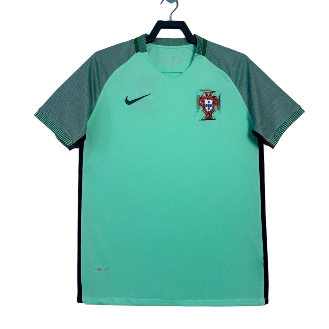 Retro Portugal 2016 Away Green