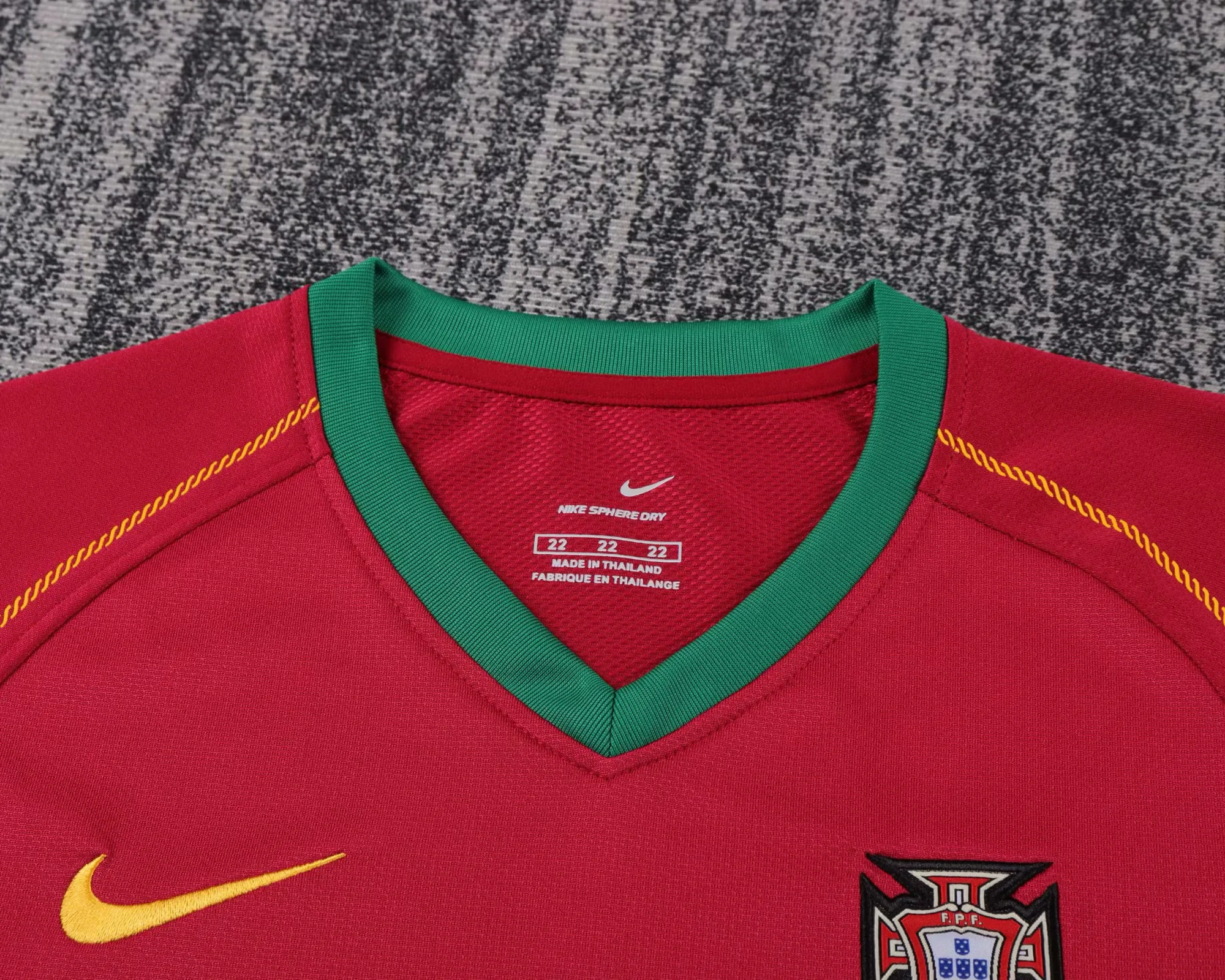 Kids Retro Kit Portugal 2006 Home 4