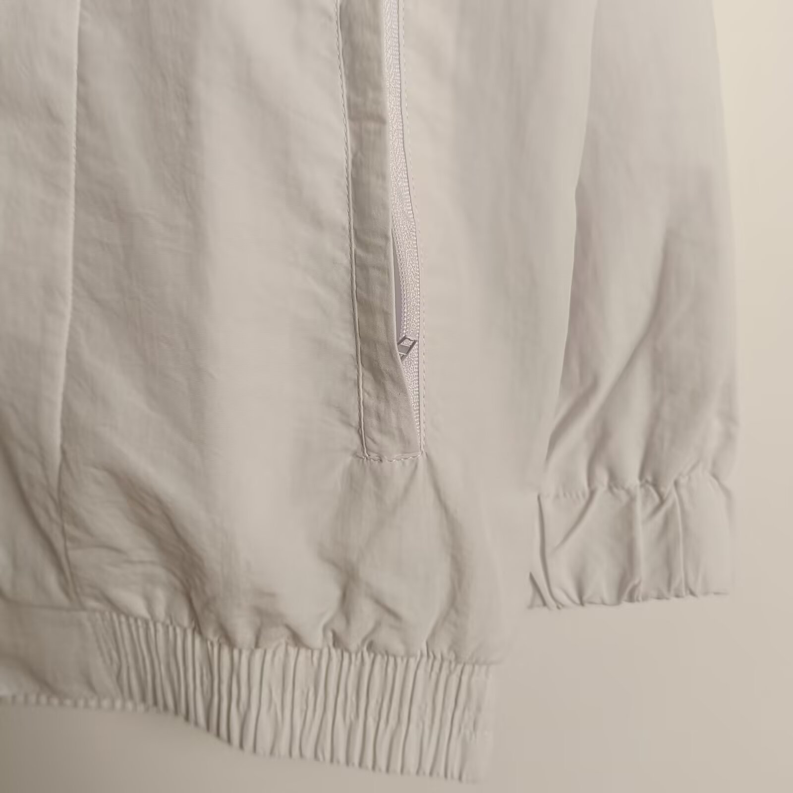 Italy White windbreaker 4