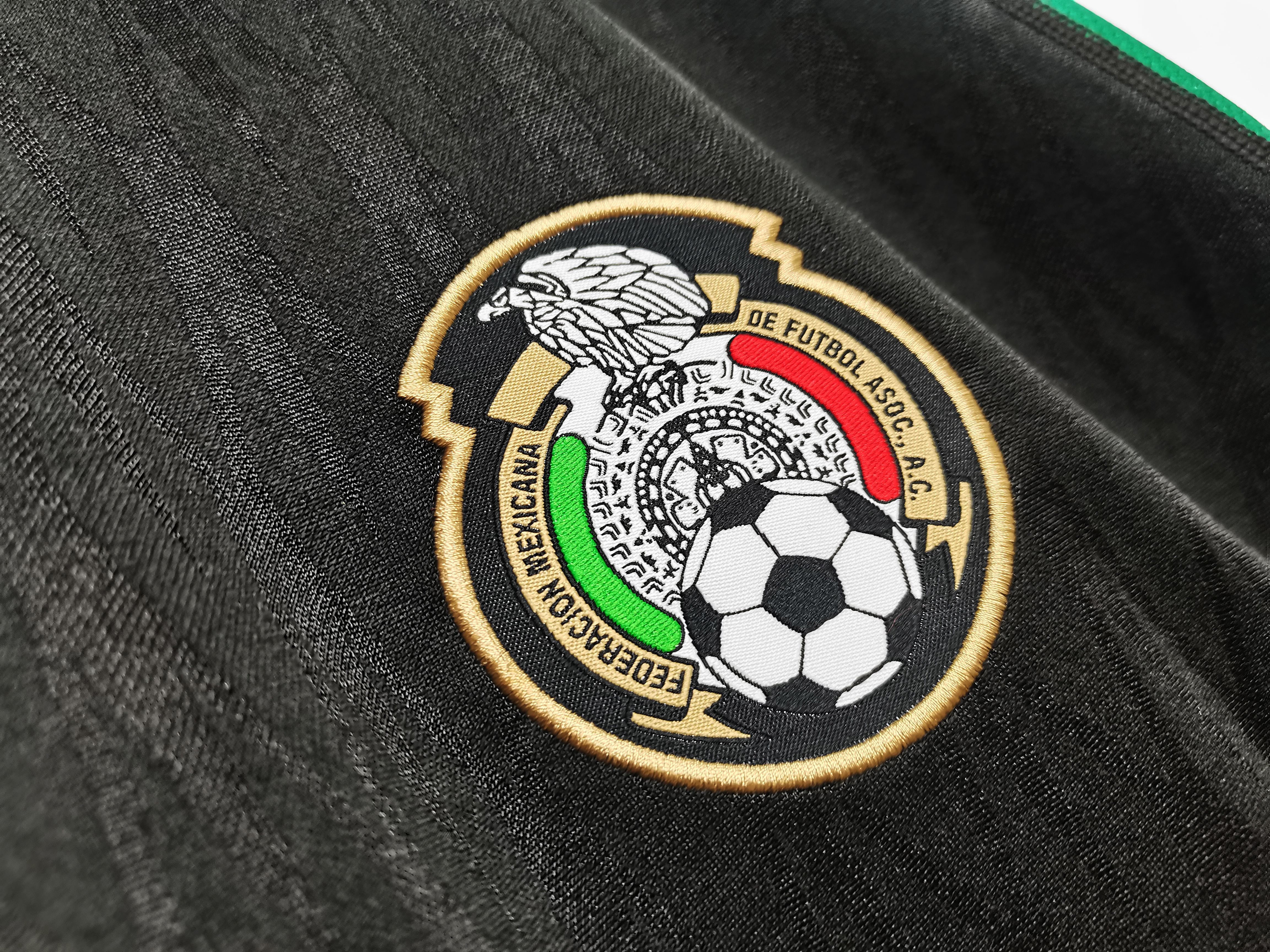 Retro Mexico 2010 Away  S-XXL 3