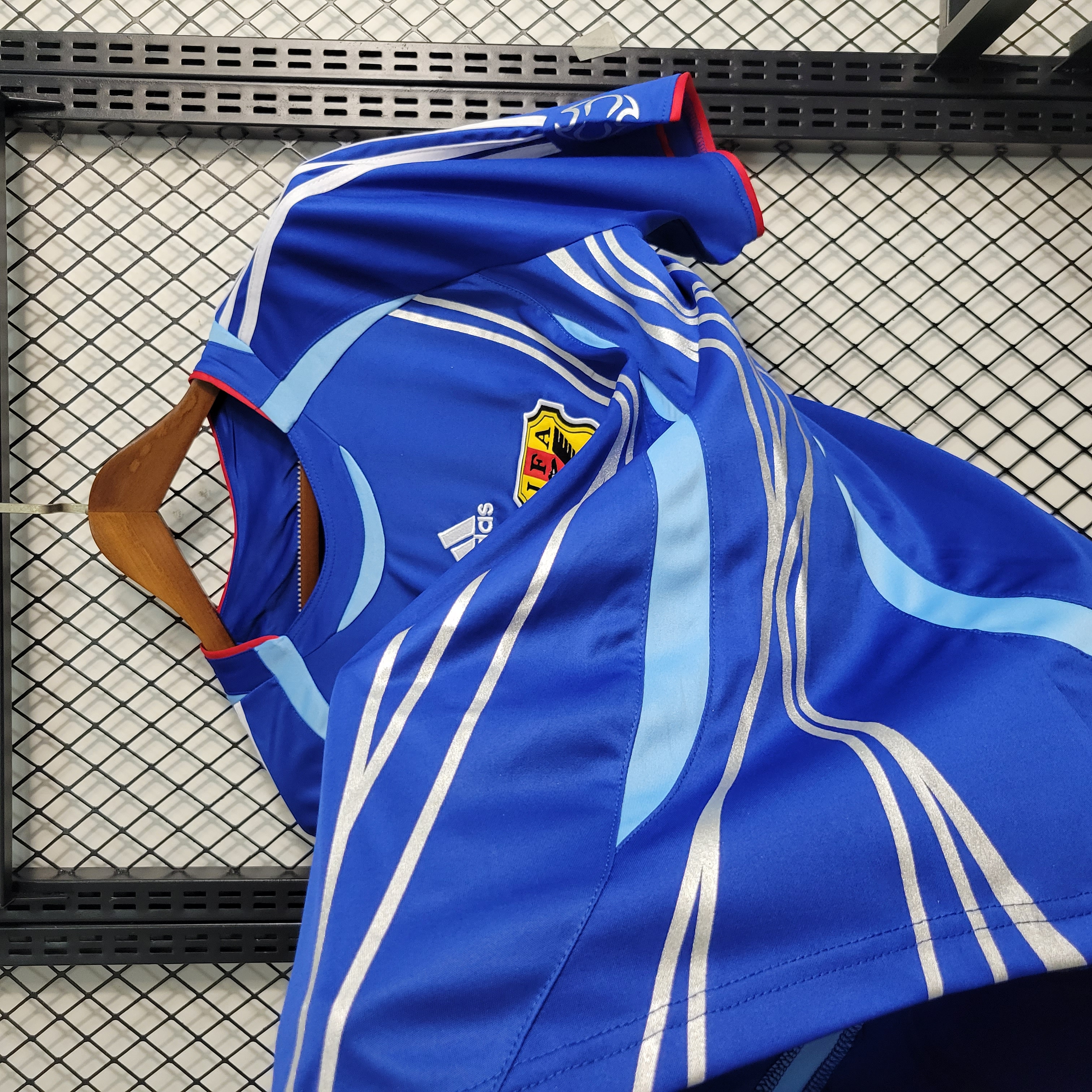 Retro Version 2006 Japan Home Size S-XXL 3