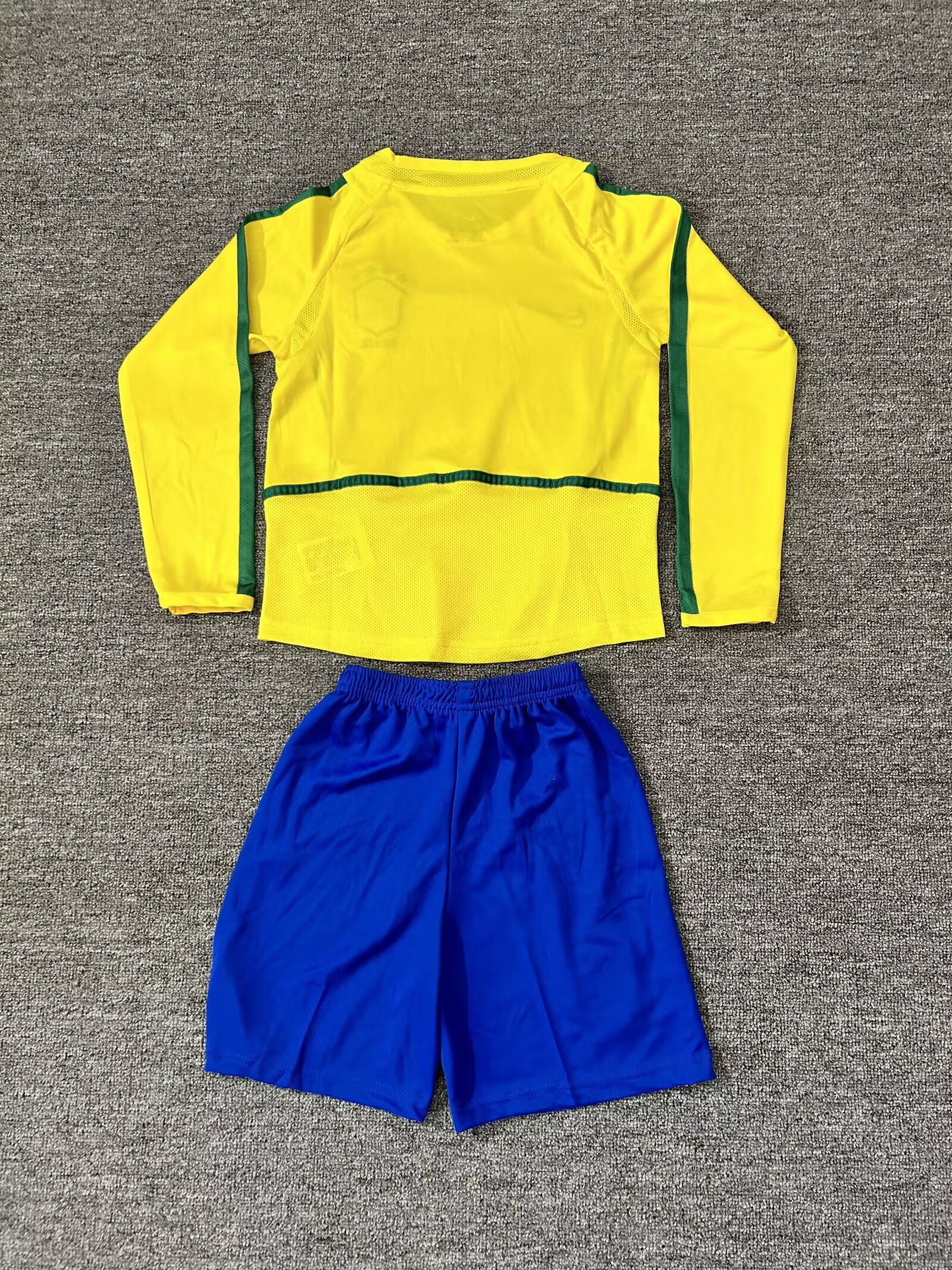 Kids Kiy Retro 2002 Brazil home 16-28 4