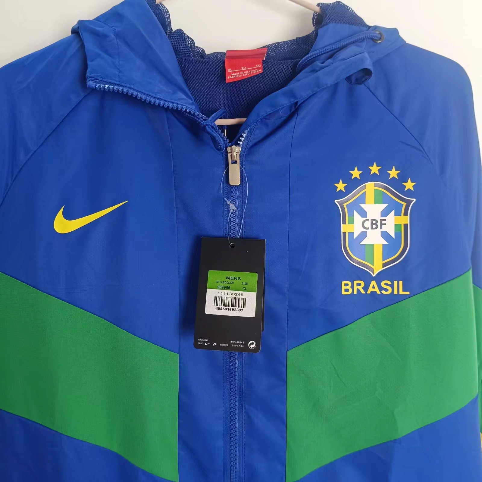 25/26 Brazil windbreaker 3