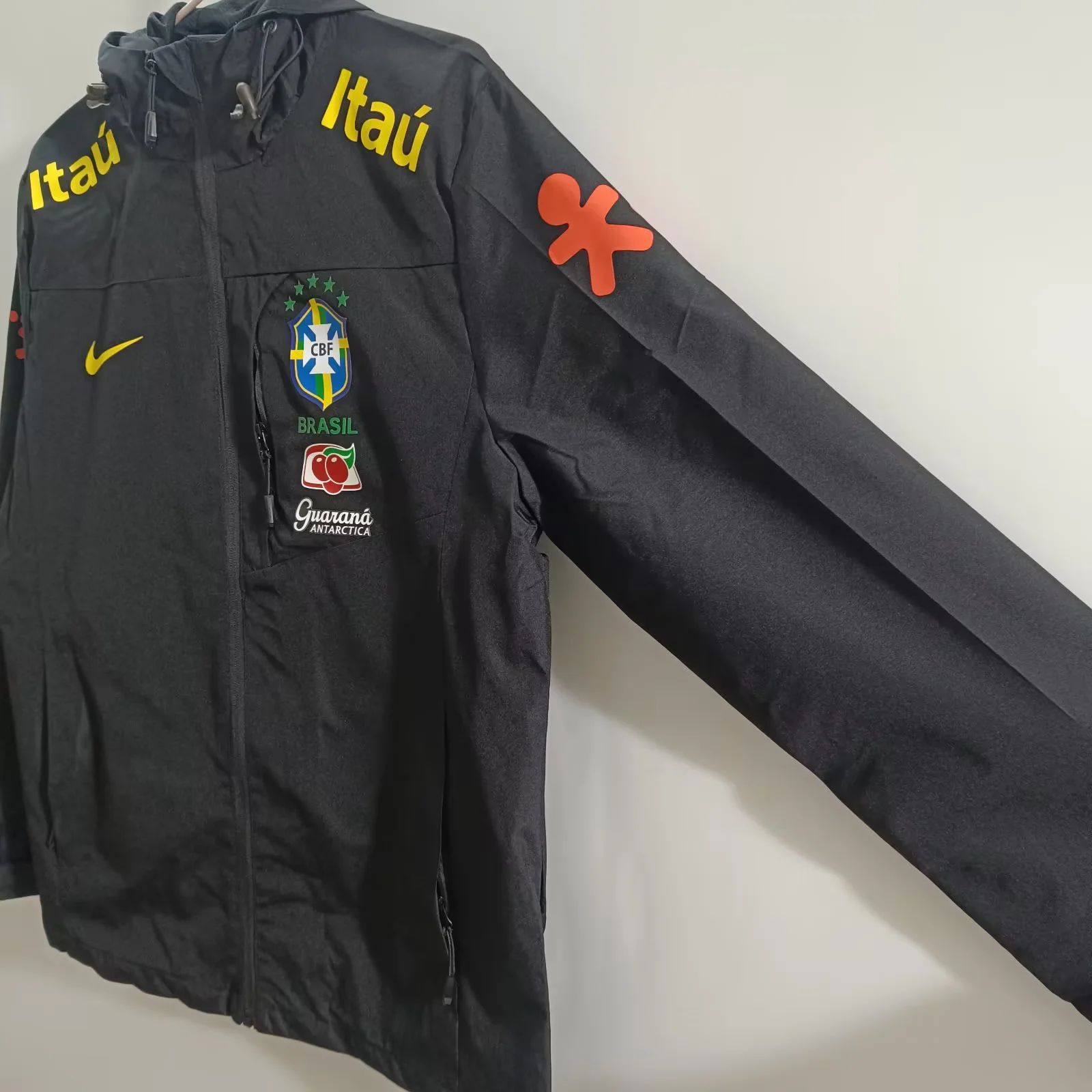 25/26 Brazil windbreaker 4